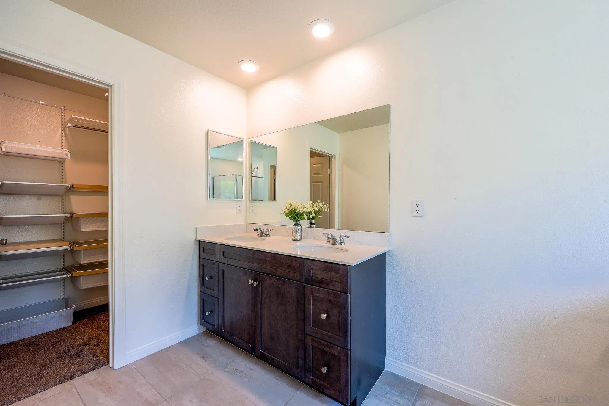 https://cdn.realtyfeed.com/cdn/127/260014262/934d38613c64ac76ba9b7d091f7f82ef.webp