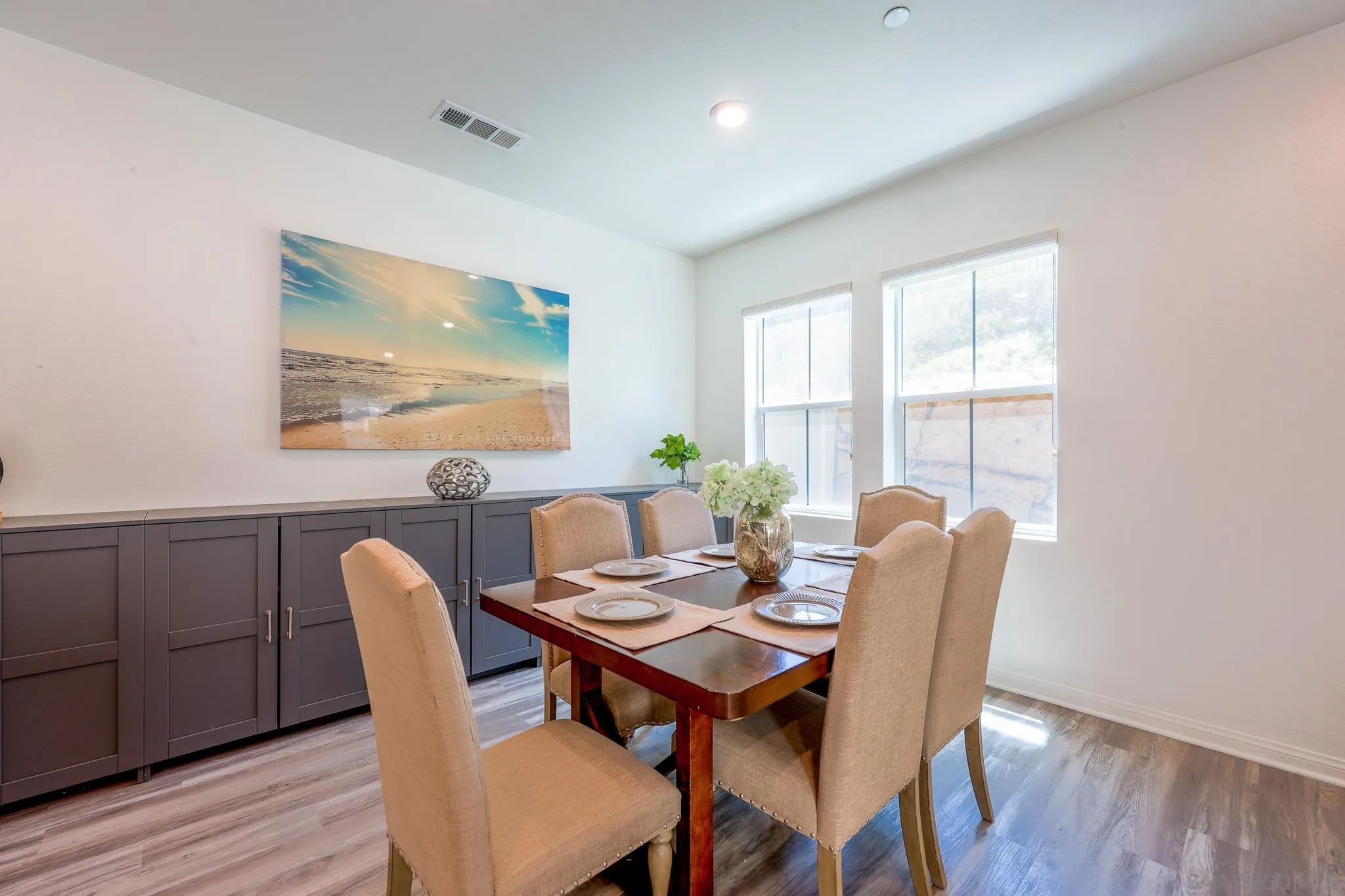 https://cdn.realtyfeed.com/cdn/127/260014262/be504bb3badc1bbe5fcee2b91ad0c309.webp