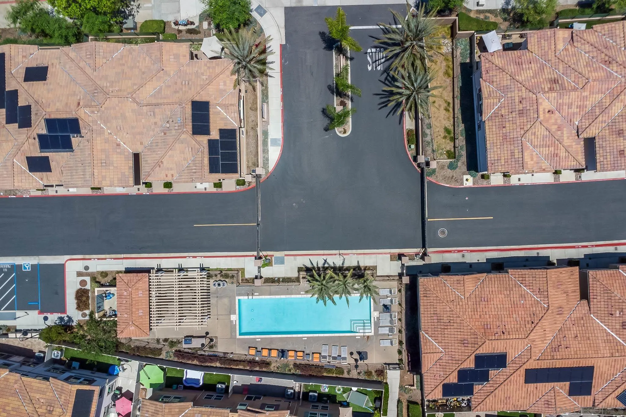 https://cdn.realtyfeed.com/cdn/127/260014262/ca1516a9f8c20900c2ceb0ac00ce7190.webp