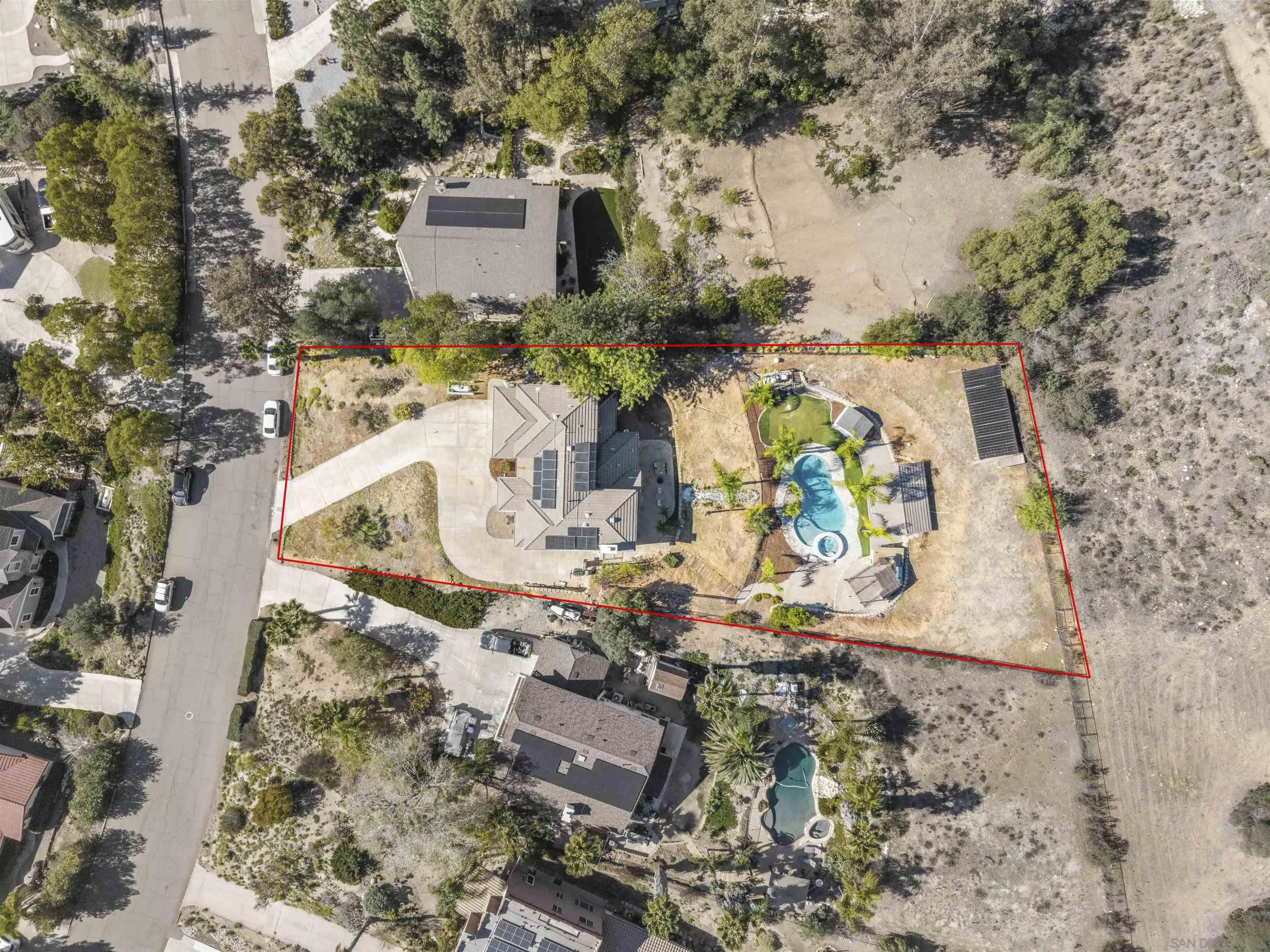 https://cdn.realtyfeed.com/cdn/127/260014265/57f7b3e68393b481ecd1d20ecde696f3.webp