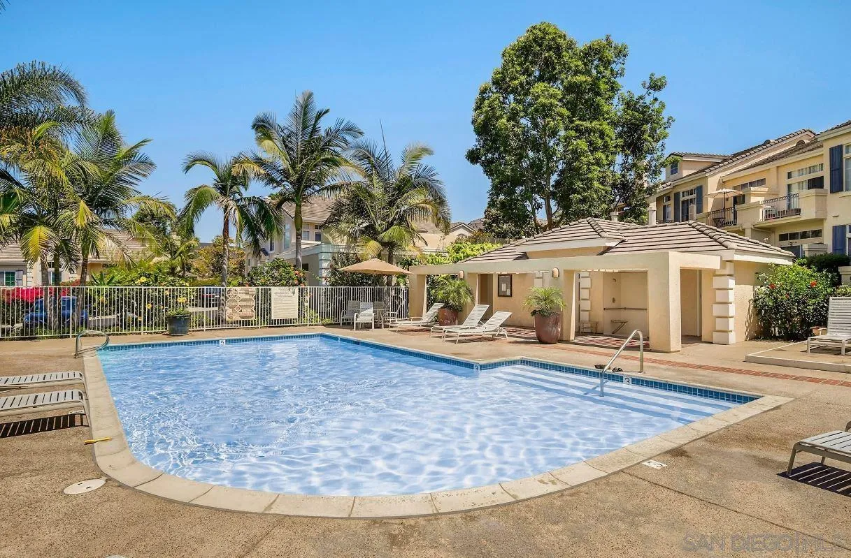 https://cdn.realtyfeed.com/cdn/127/260014272/4c286e7268df335ebfabdbd4d9bece50.webp