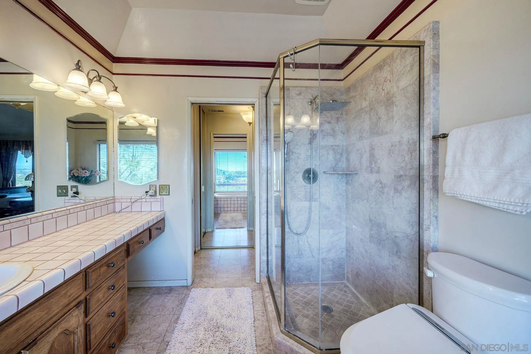 https://cdn.realtyfeed.com/cdn/127/260014273/2e6b179c7b4939392fa637e247f77794.webp