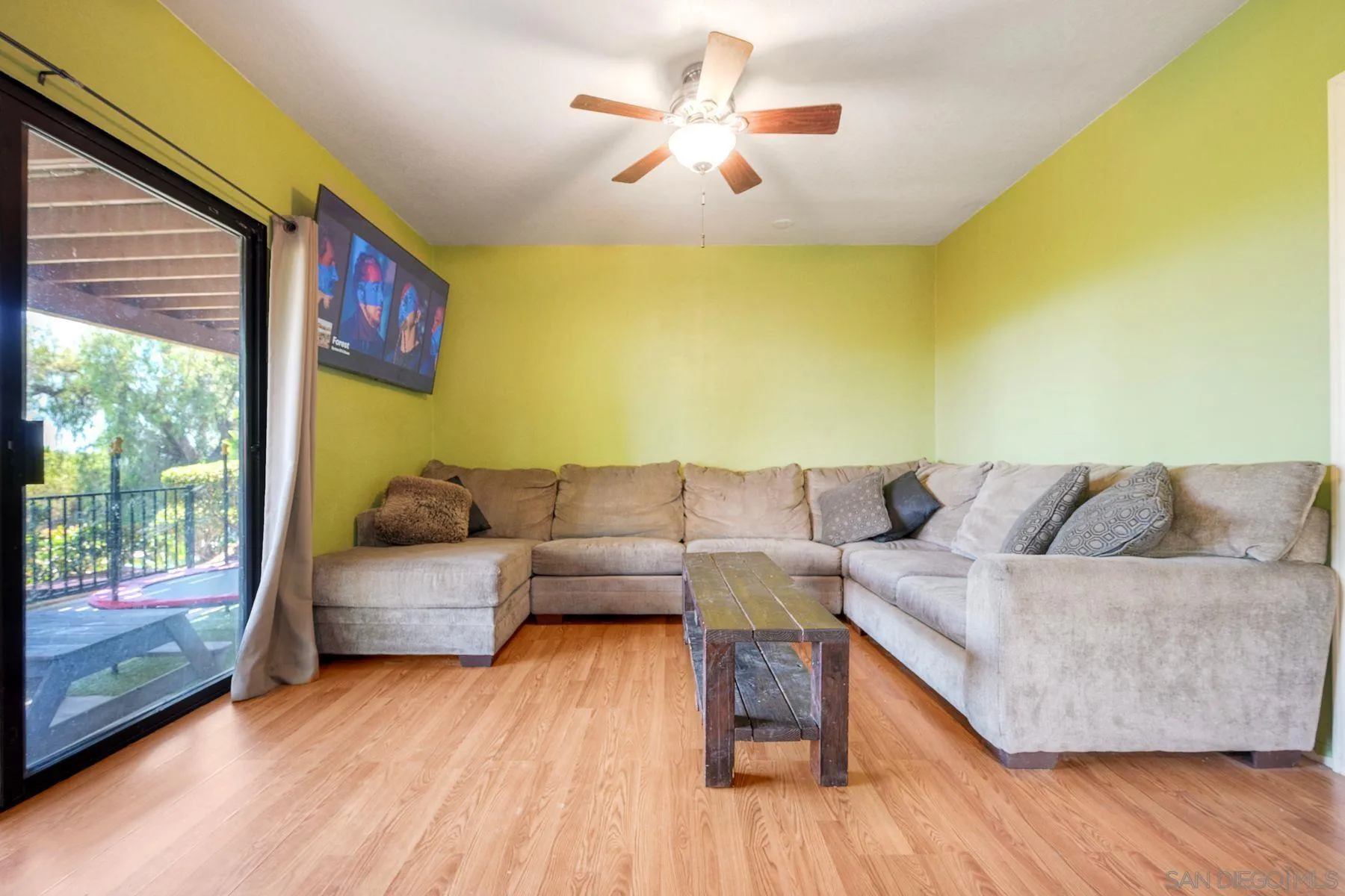https://cdn.realtyfeed.com/cdn/127/260014273/d6b2054cb12b79d5afa33e3f758ba843.webp