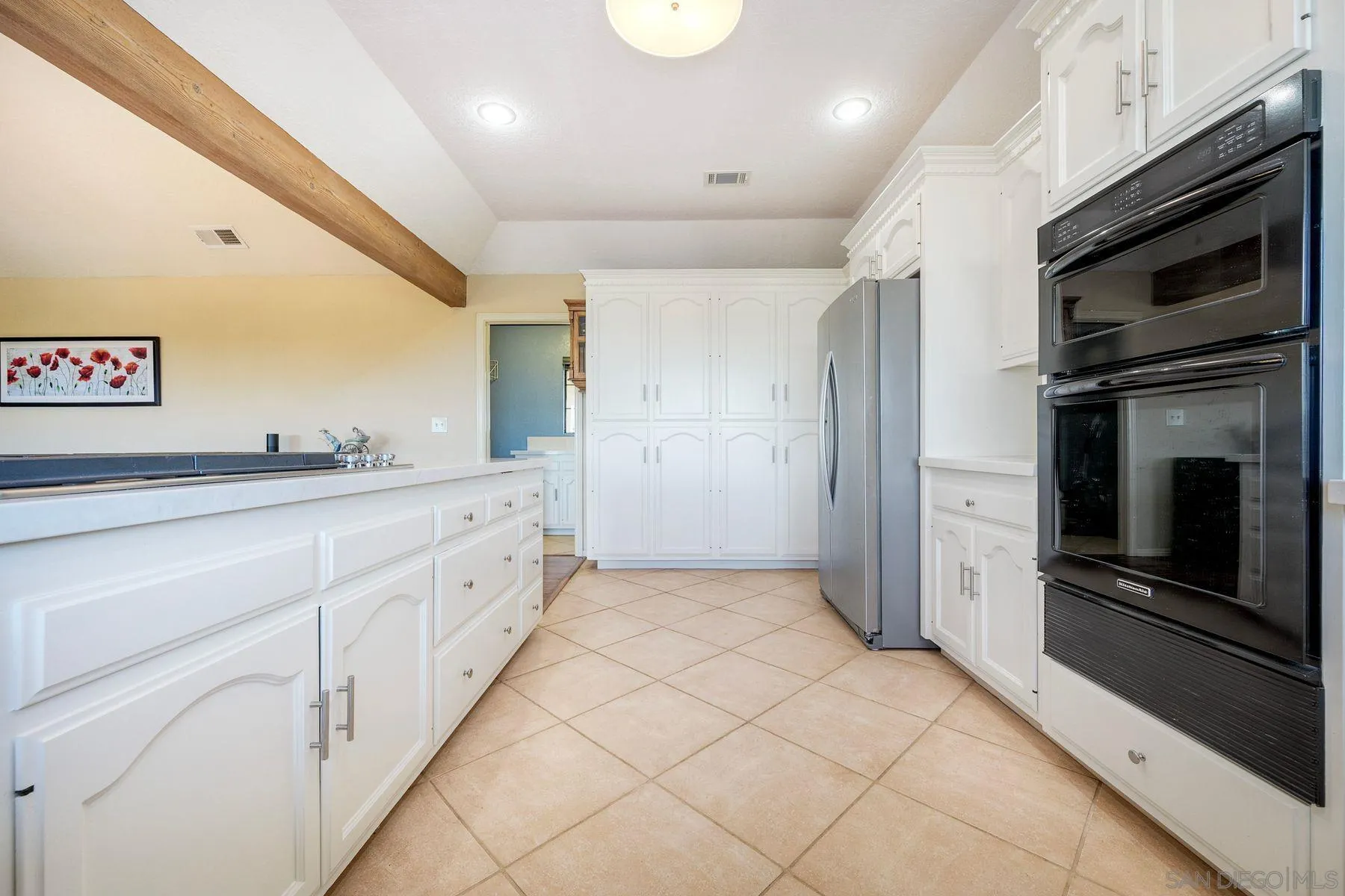https://cdn.realtyfeed.com/cdn/127/260014273/f8e3076f7ba837e703fb2650e7c45d43.webp