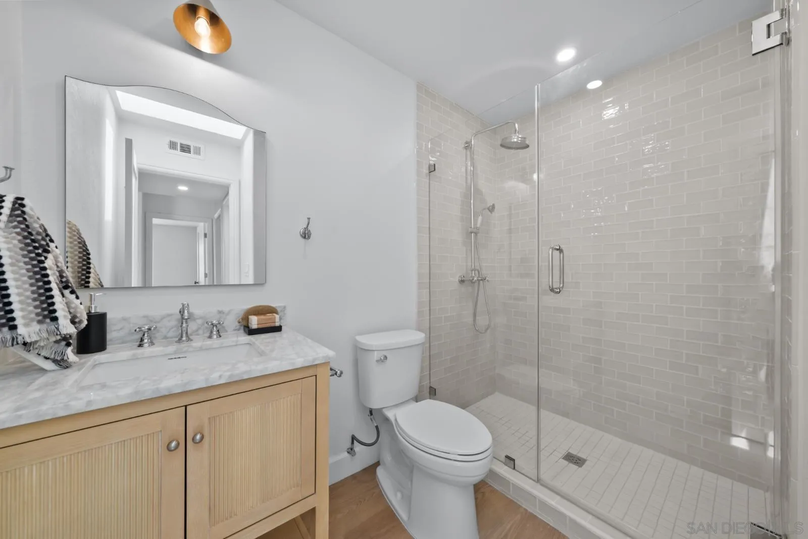 Photo #10: 260014276 Listing: Photo #10