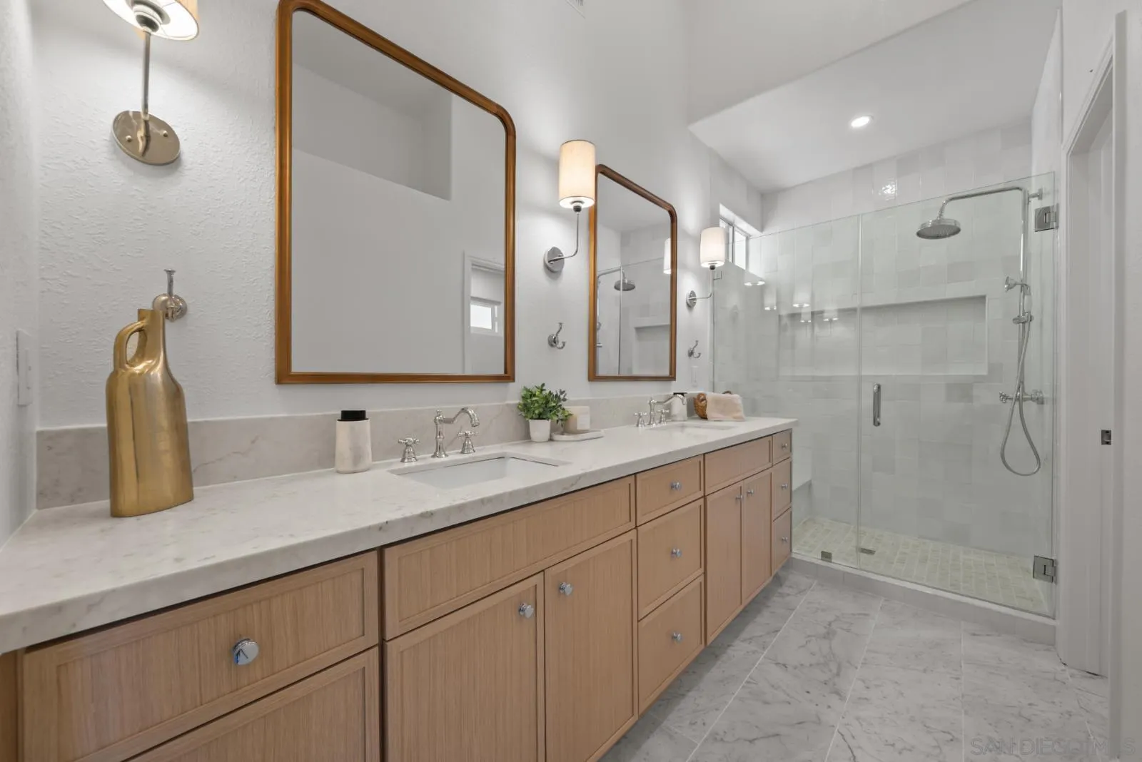 Photo #8: 260014276 Listing: Photo #8