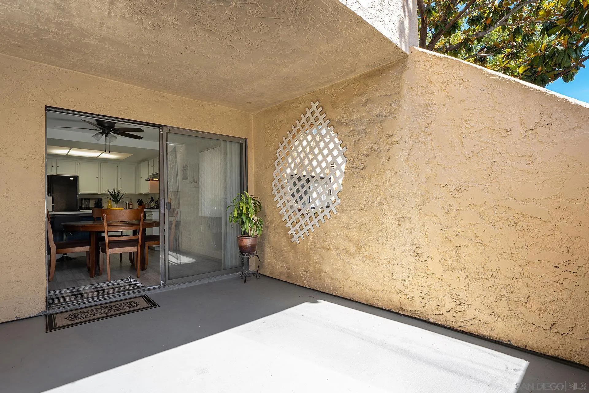 https://cdn.realtyfeed.com/cdn/127/260014277/2edabff44e0b583e23b2ca1403accff0.webp