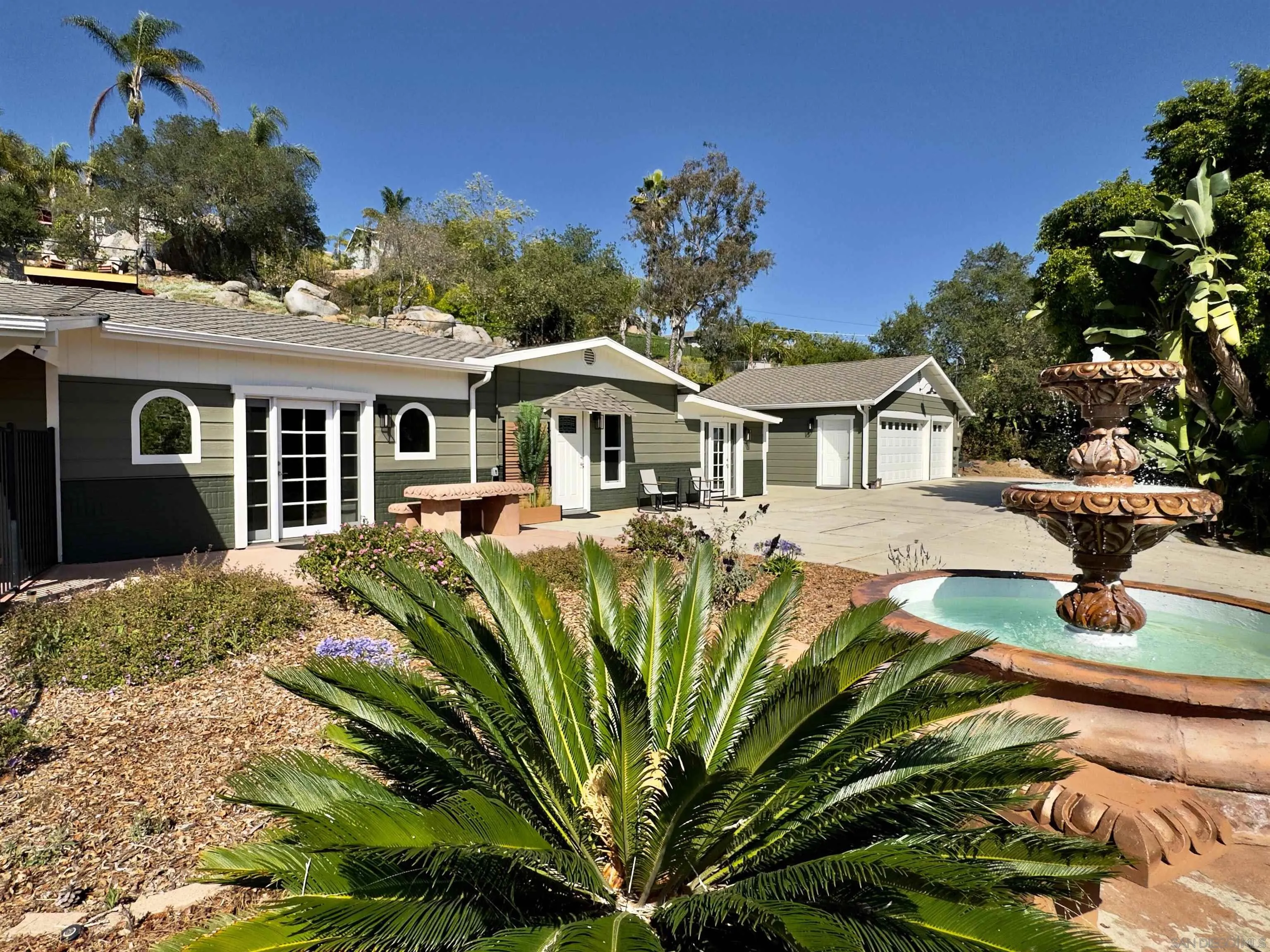 https://cdn.realtyfeed.com/cdn/127/260014280/a18882cb2ed3ab8b90c7c6f2e40a5ed0.webp