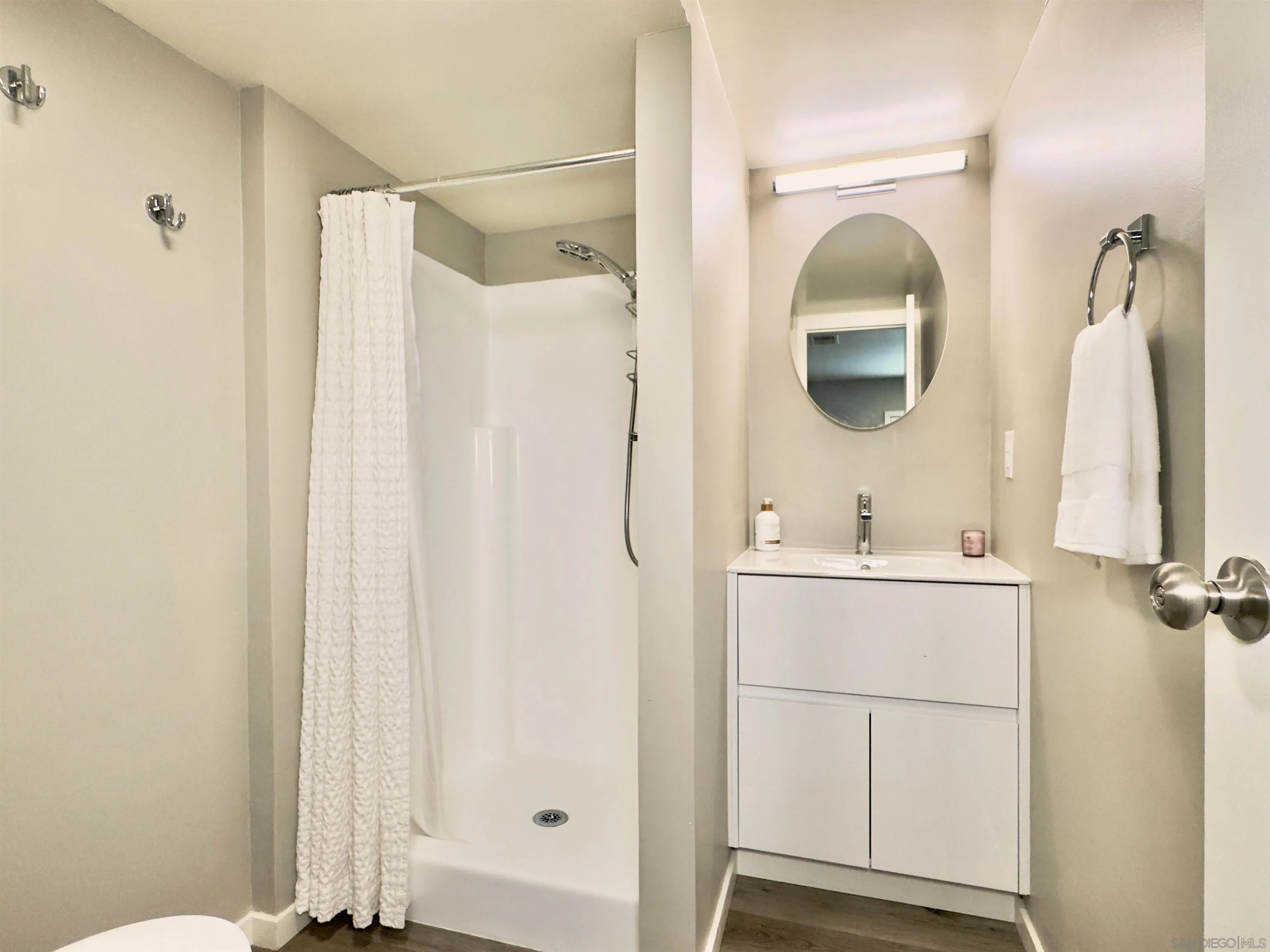 https://cdn.realtyfeed.com/cdn/127/260014280/e1ea82ff192a4dda6fa61b21bd84c473.webp