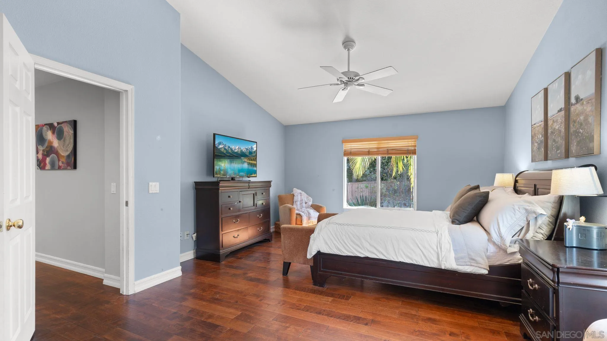 https://cdn.realtyfeed.com/cdn/127/260014281/2292832567f58a6cdca7e45d918badcc.webp