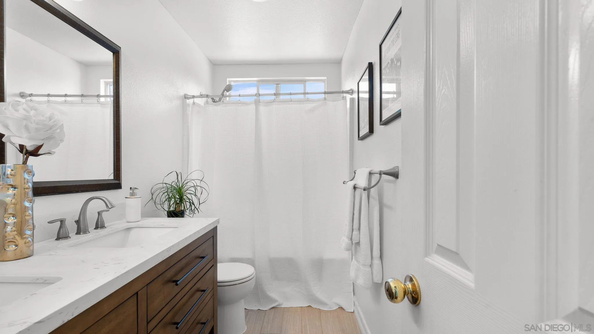 https://cdn.realtyfeed.com/cdn/127/260014281/9768eb44e2483d541a41c78faea8be1a.webp