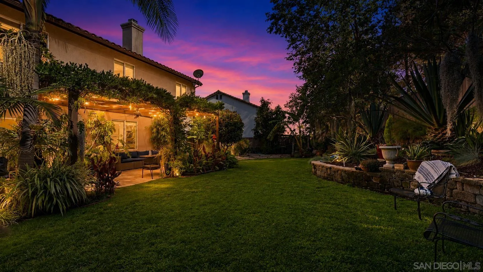 https://cdn.realtyfeed.com/cdn/127/260014281/b7f5b0620619c3a4520f191aa5775956.webp