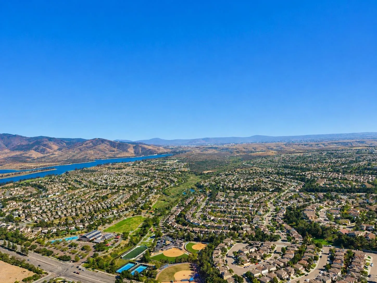 https://cdn.realtyfeed.com/cdn/127/260014281/d190e5c02c28ef7c74ea5154266b4aa3.webp