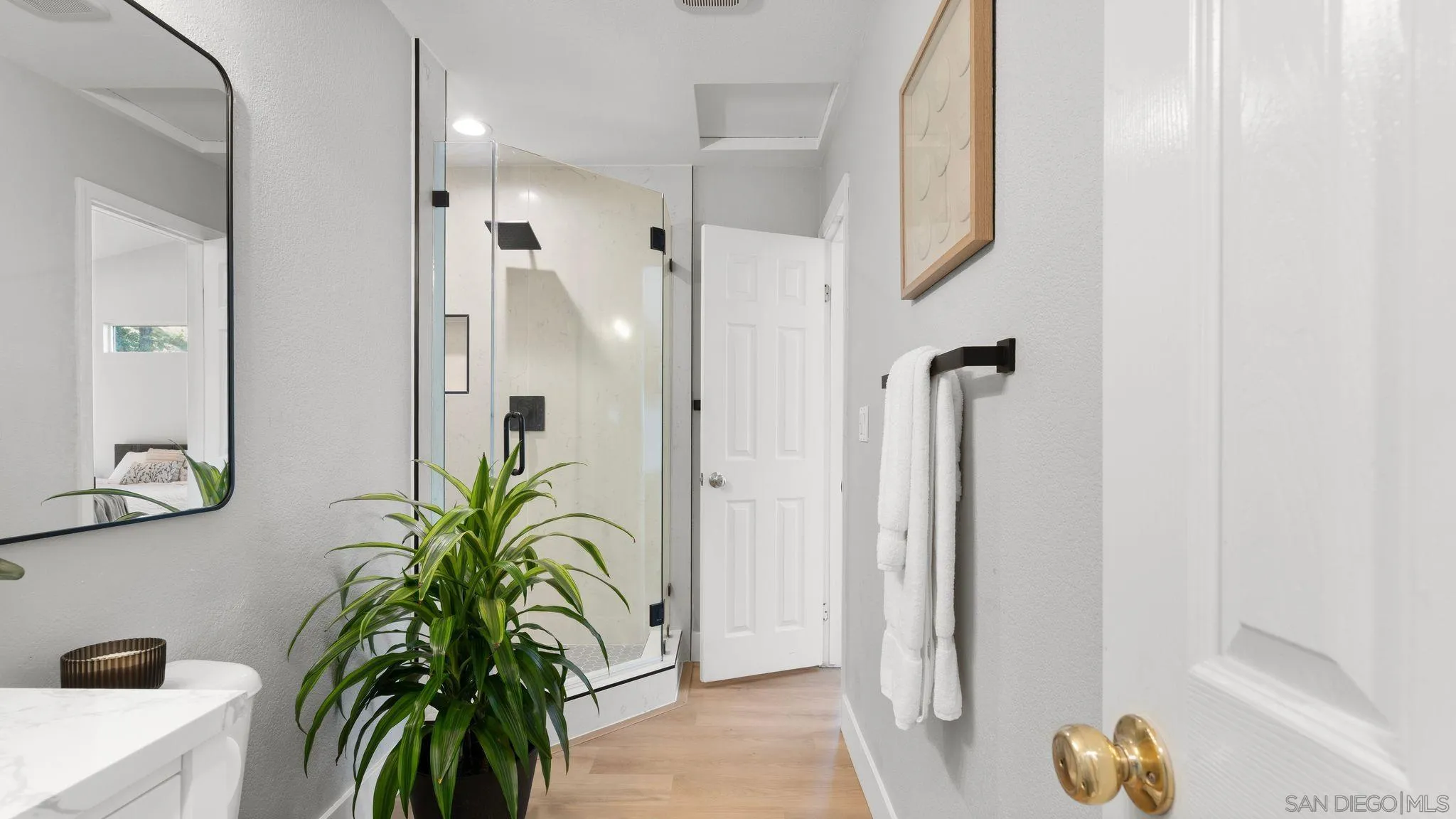https://cdn.realtyfeed.com/cdn/127/260014281/d8100fd76c236be0da93263c64078972.webp