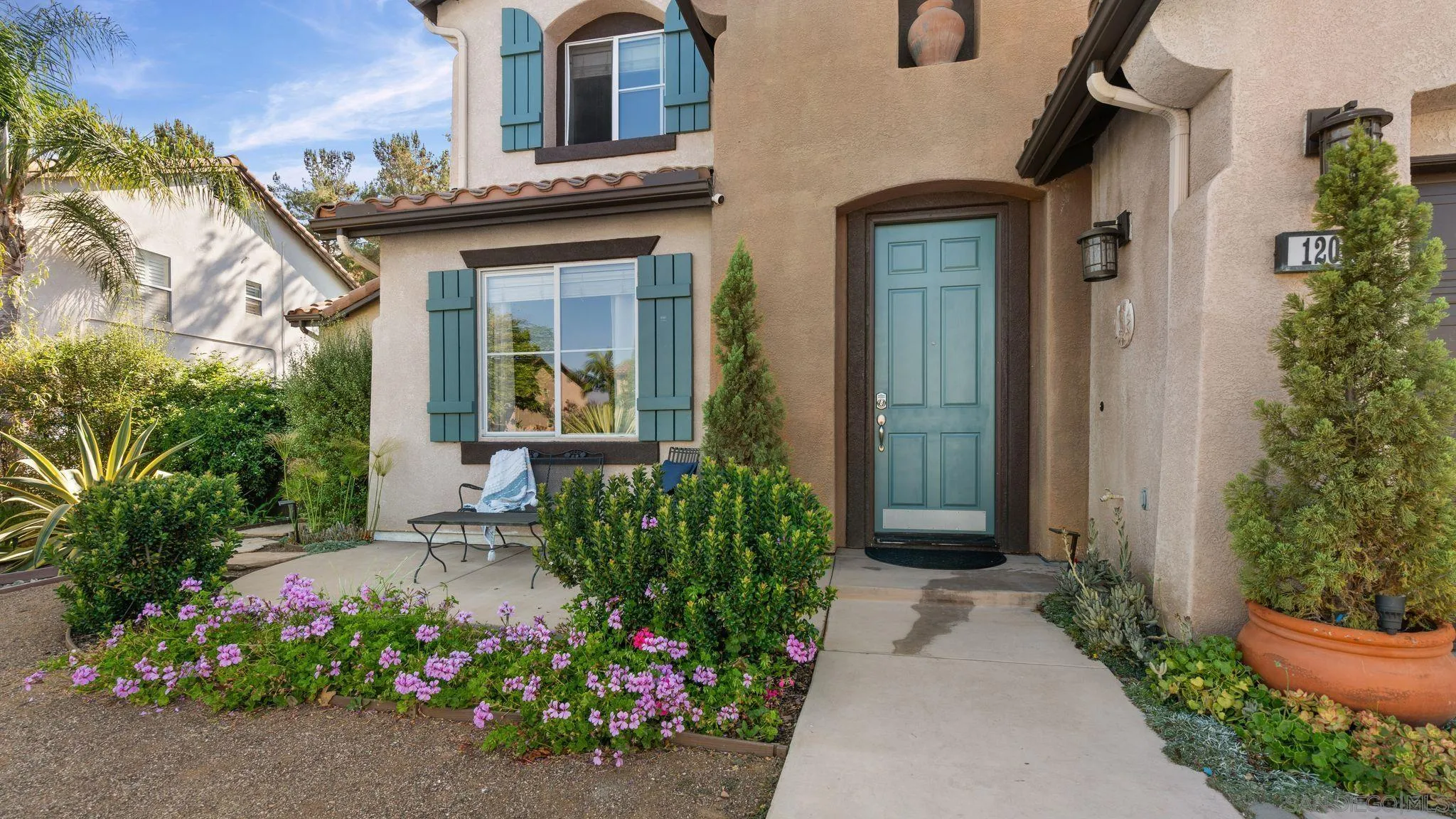 https://cdn.realtyfeed.com/cdn/127/260014281/da896fc8972a822e7adf6691493e9ebf.webp