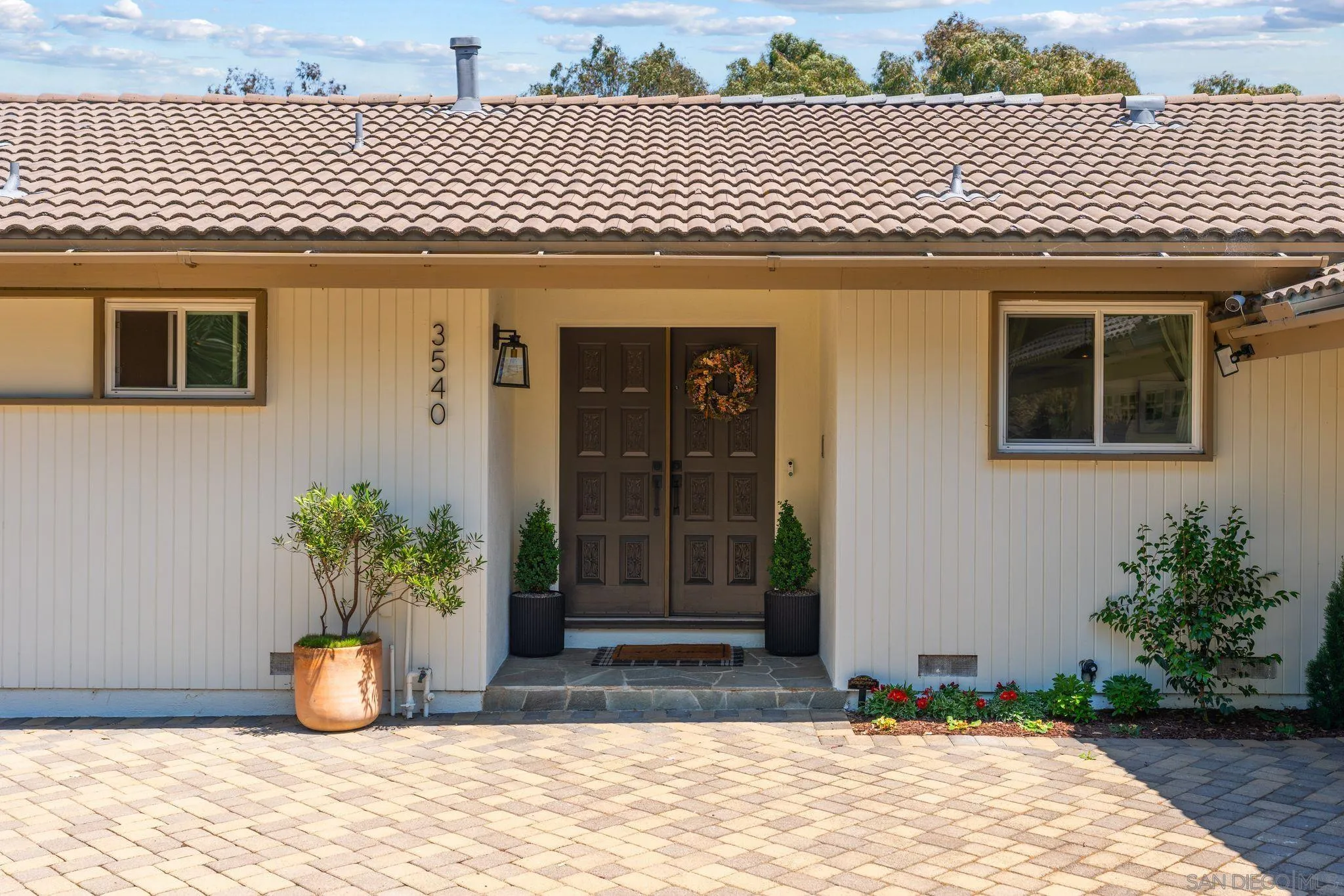 https://cdn.realtyfeed.com/cdn/127/260014286/05abee495bf0bf139439f6bf4ed48451.webp