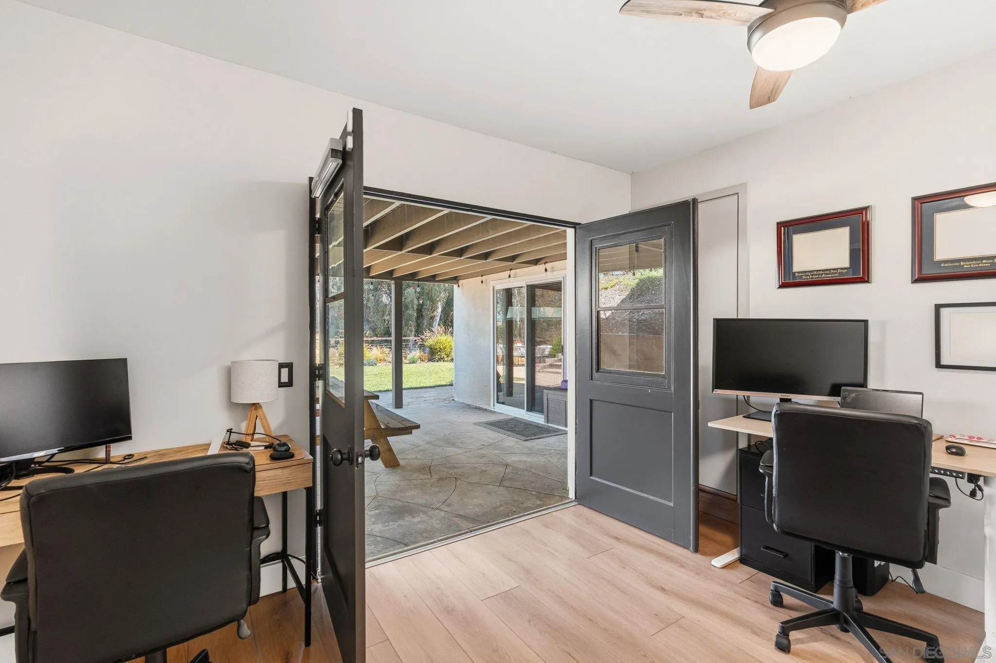 https://cdn.realtyfeed.com/cdn/127/260014286/4c3019ff7582d4f2a4d8c3face8e8833.webp