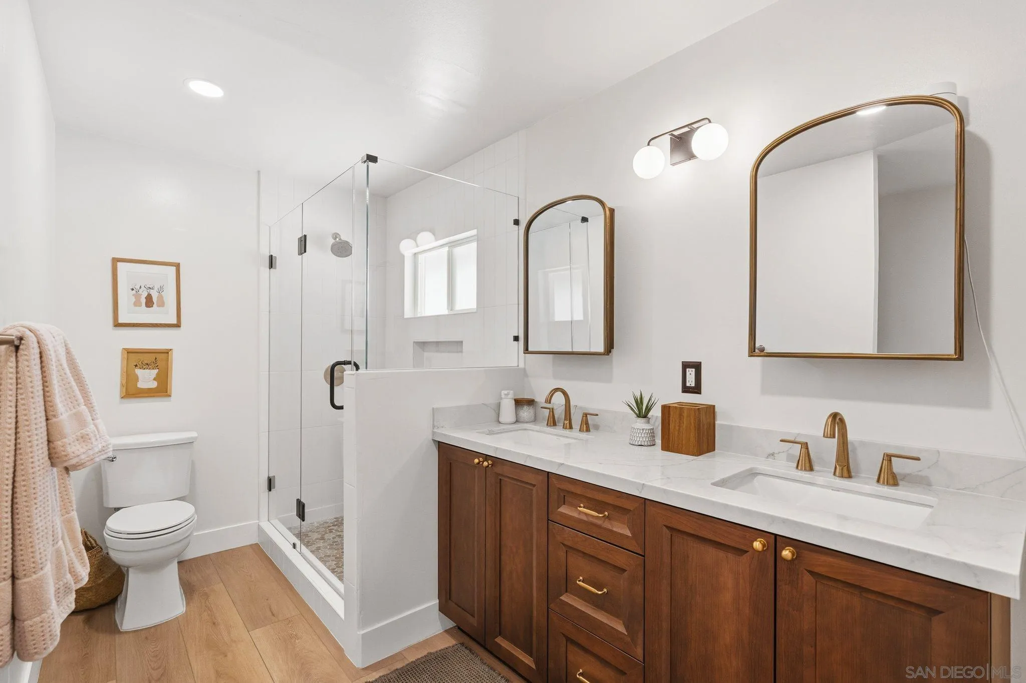 https://cdn.realtyfeed.com/cdn/127/260014286/d80b7d1779b9ce94434c990cfab45277.webp