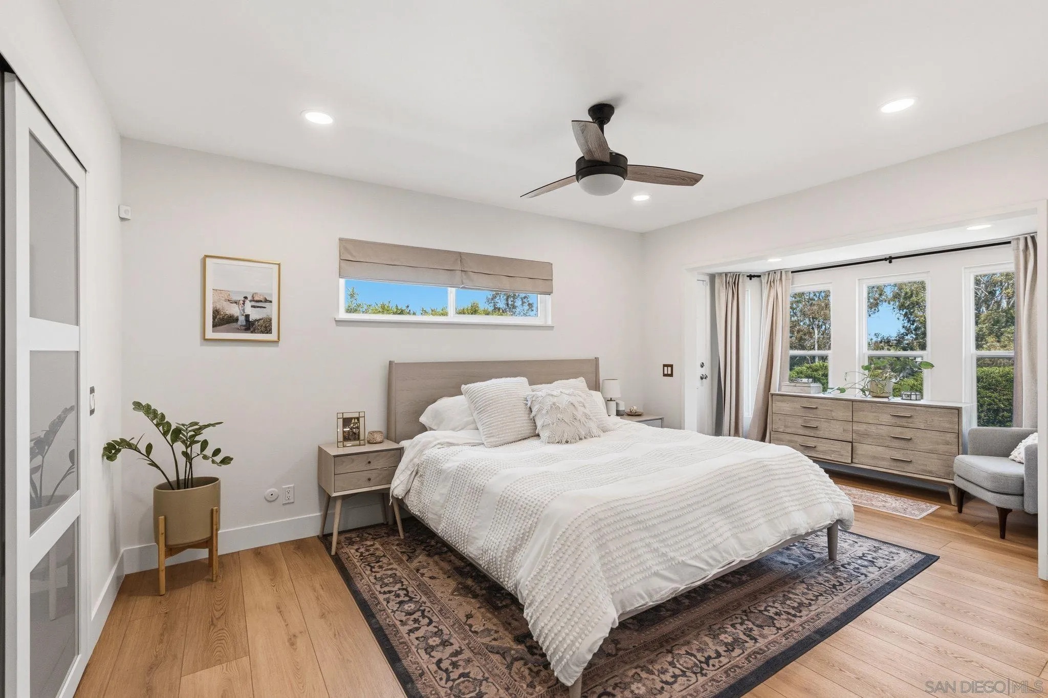 https://cdn.realtyfeed.com/cdn/127/260014286/f04c5db77a46a61f4b3751167f0be0e8.webp