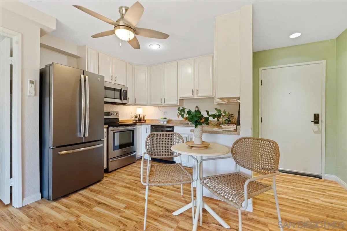 https://cdn.realtyfeed.com/cdn/127/260014287/f04af281ed90b8a56eb14617dc4791a3.webp