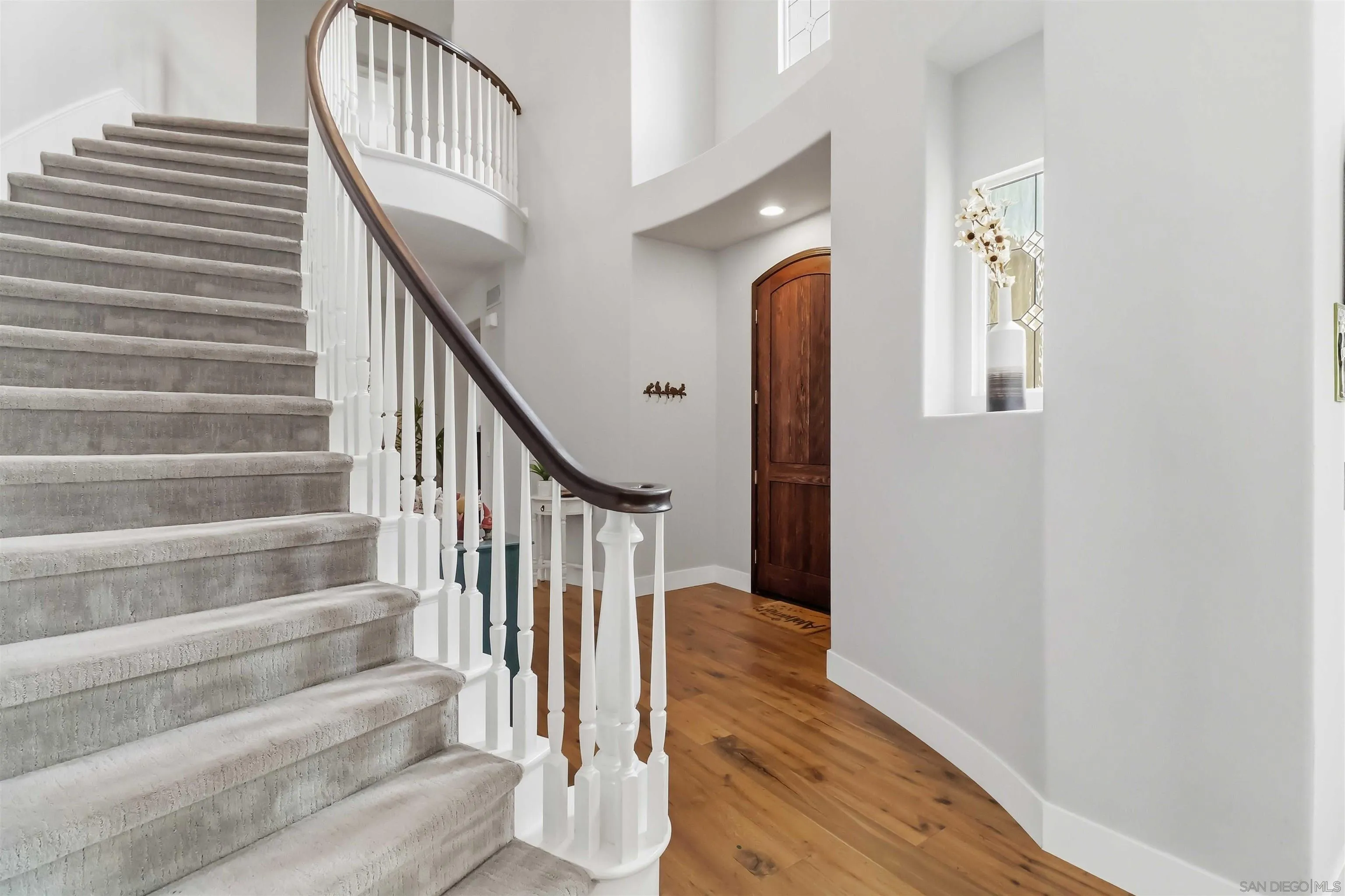 https://cdn.realtyfeed.com/cdn/127/260014288/4b3c4e4e1798a2a3f244cf20b227491f.webp
