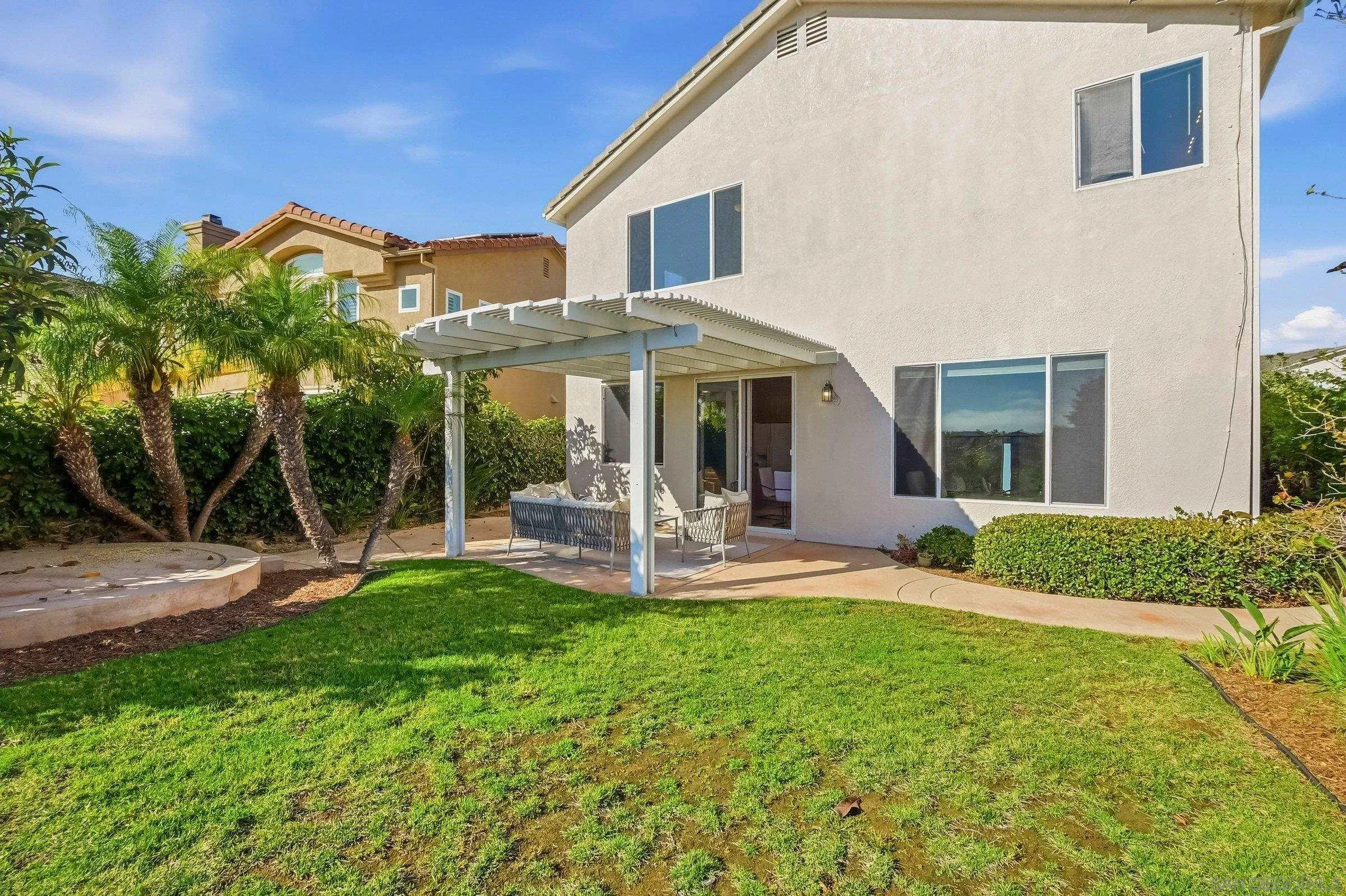 https://cdn.realtyfeed.com/cdn/127/260014289/43d75d378bed1154f13152eb75602bcf.webp