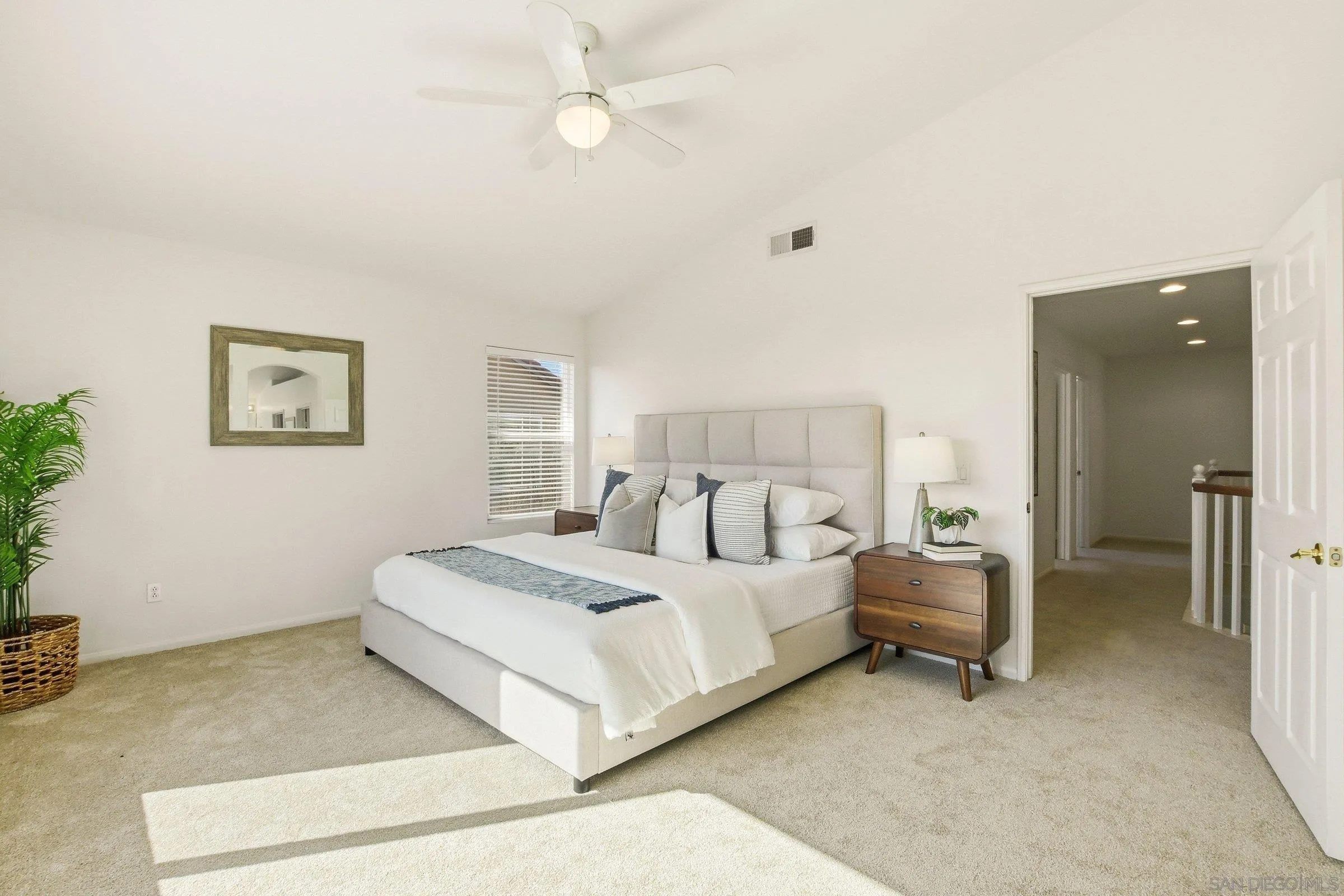 https://cdn.realtyfeed.com/cdn/127/260014289/7d6ac376df81d3ea5aedea1fda629e44.webp