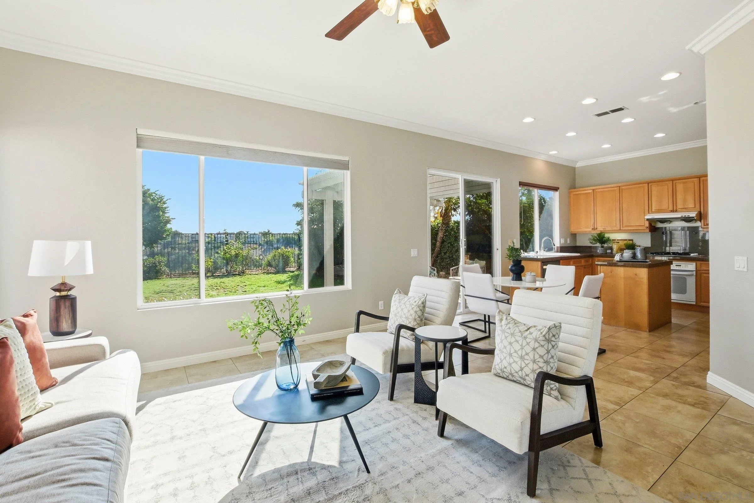 https://cdn.realtyfeed.com/cdn/127/260014289/f2de05707232bb829d55925555ad5ad6.webp