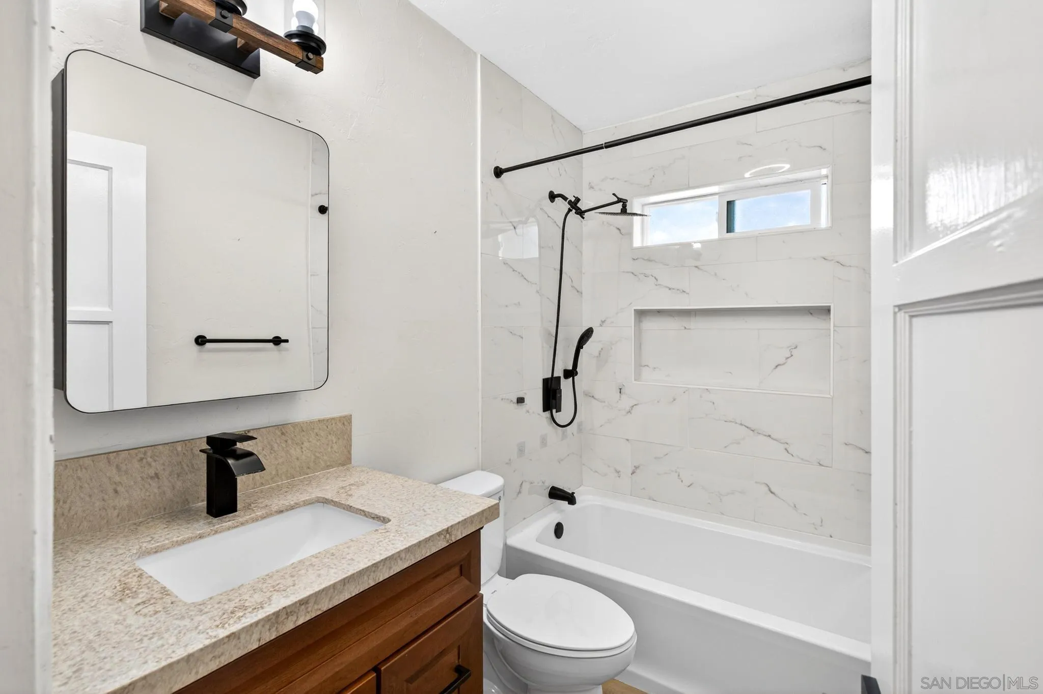 https://cdn.realtyfeed.com/cdn/127/260014290/79fe395da6352c1ad2fe14f4e1732a63.webp