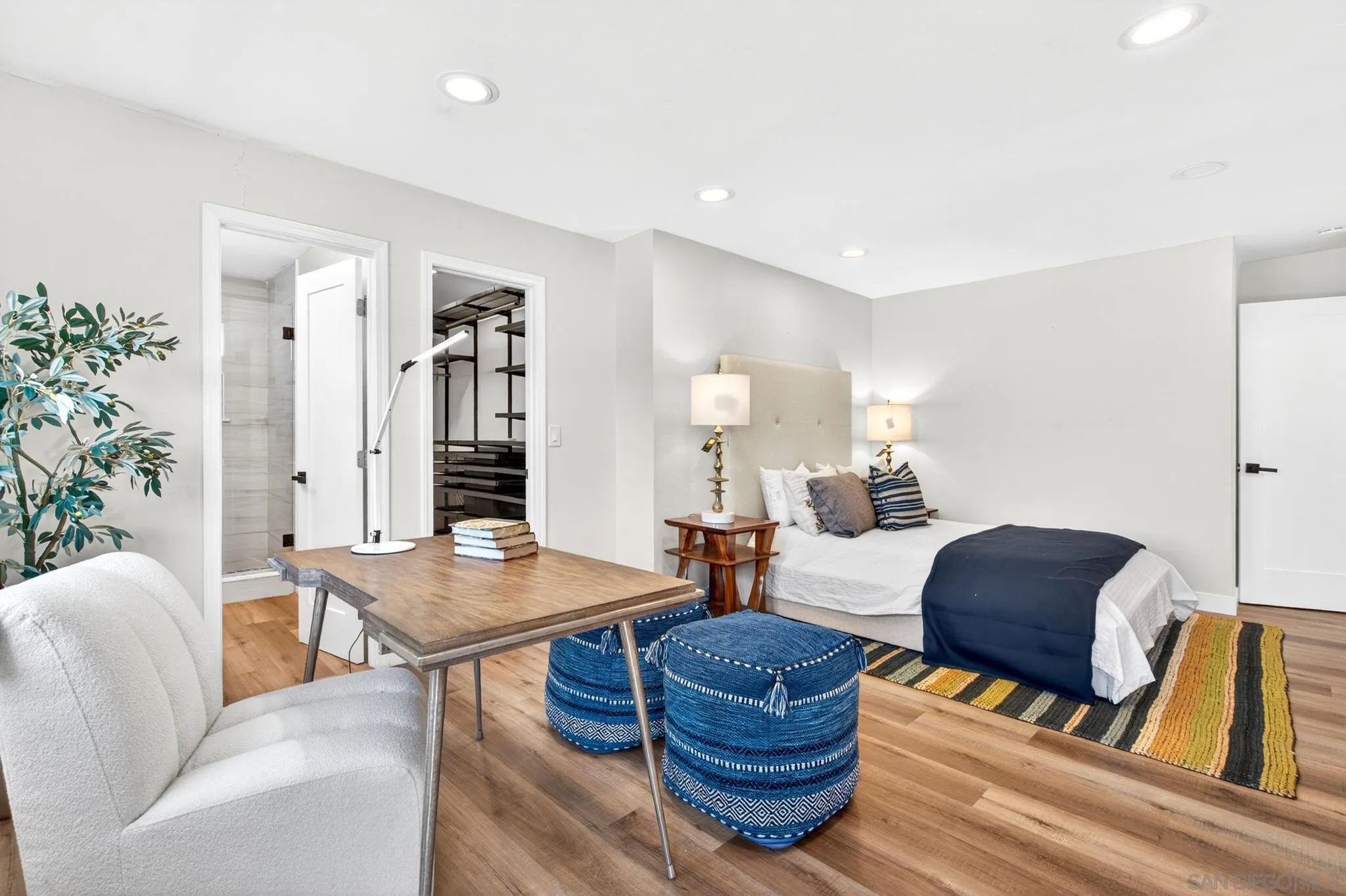 https://cdn.realtyfeed.com/cdn/127/260014290/85ecbc48a7e73b8f6fa500e2e756a33d.webp