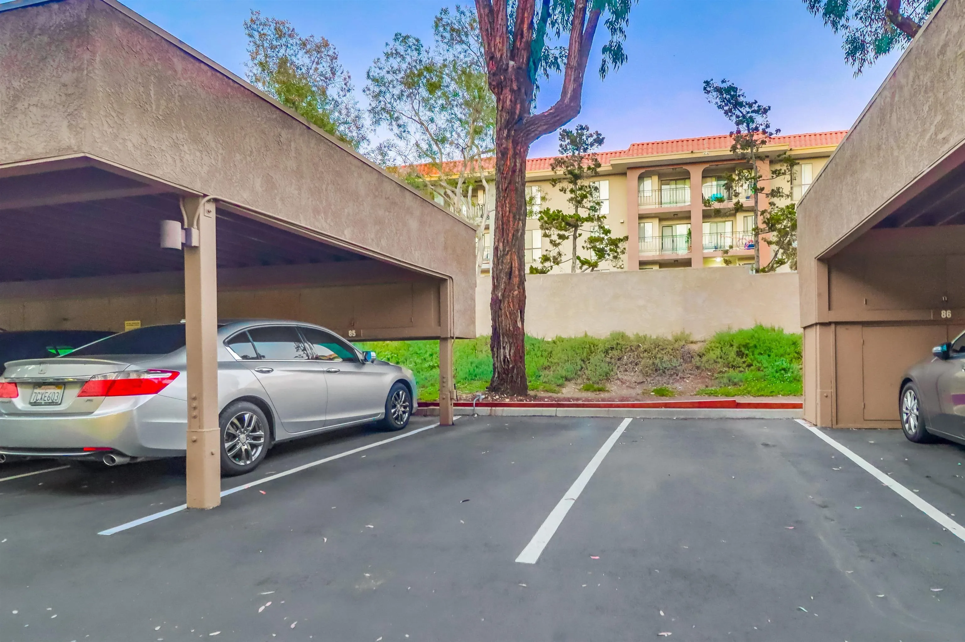https://cdn.realtyfeed.com/cdn/127/260014291/49f51efcd0b3b10c87b2ec0ec7a0759f.webp