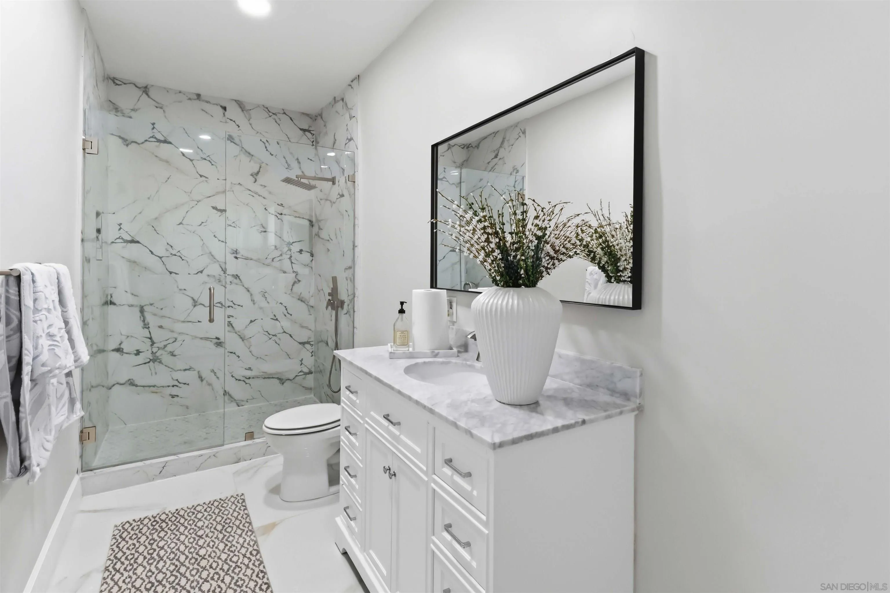 https://cdn.realtyfeed.com/cdn/127/260014292/19777bbb4142800b499476e396fcf24e.webp