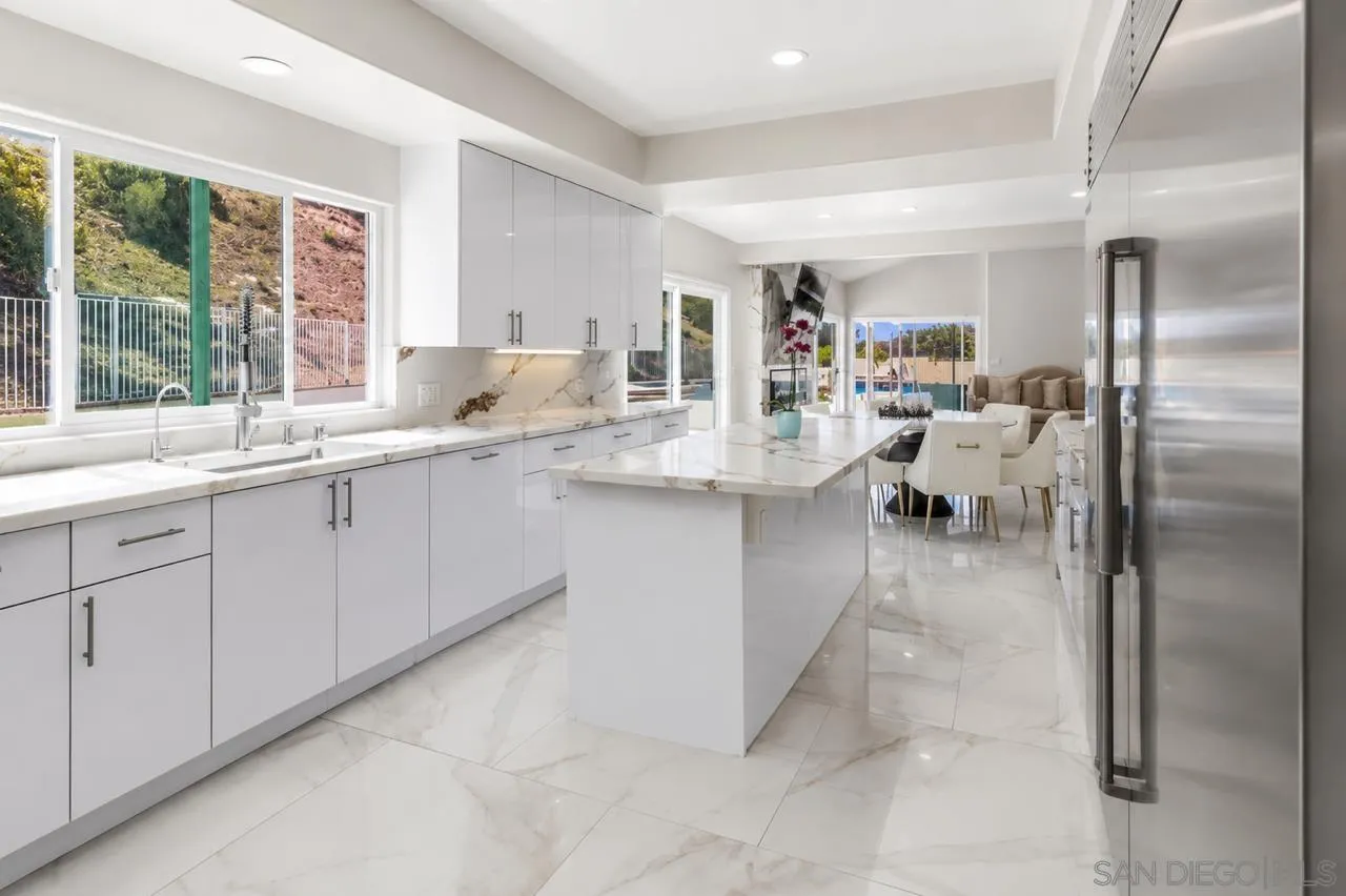 https://cdn.realtyfeed.com/cdn/127/260014292/23bf271e63d1077993087d2c9bf5b00c.webp