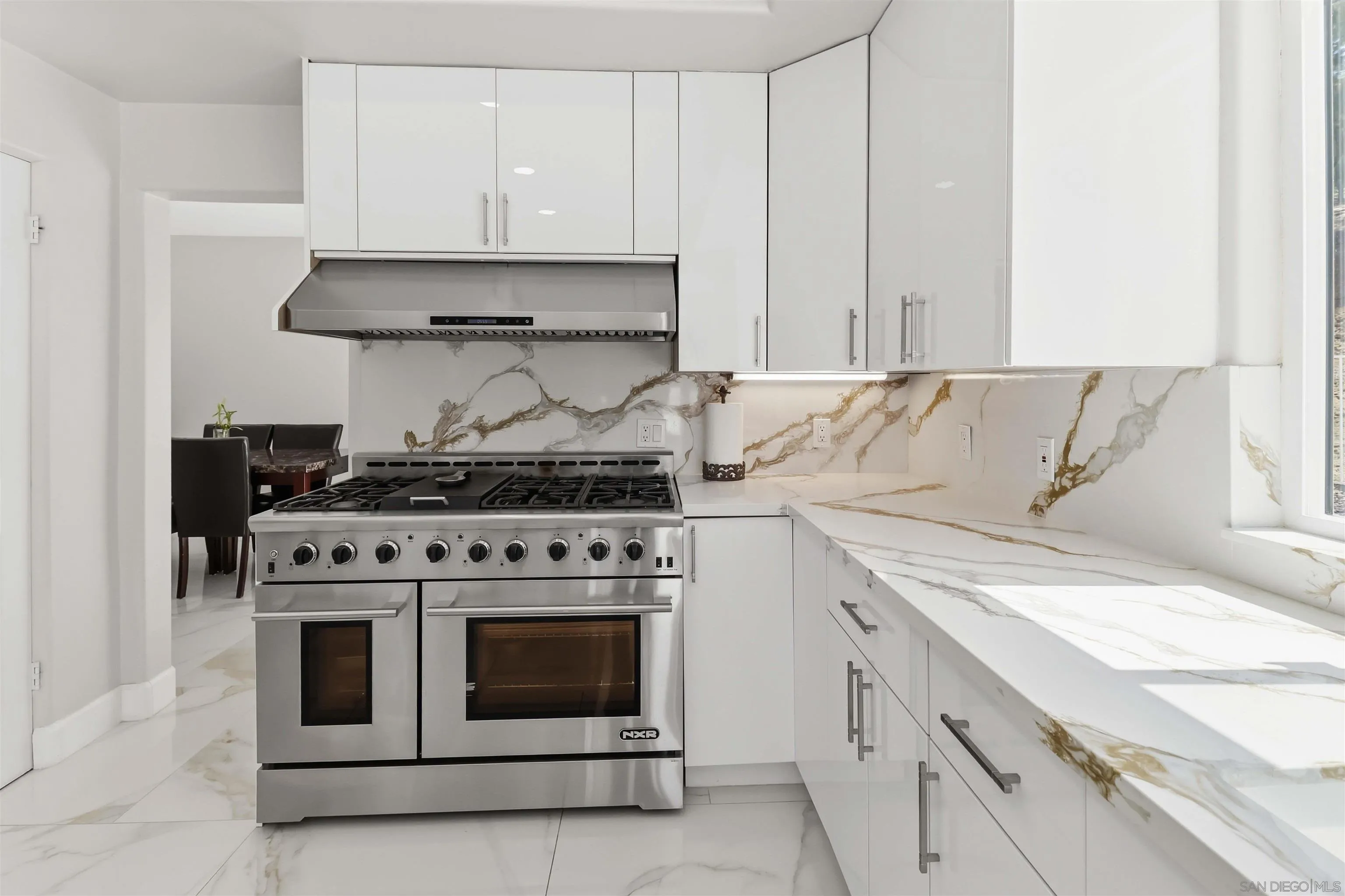 https://cdn.realtyfeed.com/cdn/127/260014292/2c9e6f73e1bfc2a0a5cb718670146784.webp
