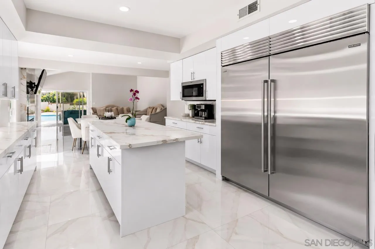 https://cdn.realtyfeed.com/cdn/127/260014292/3cb32145e7b59f17a0b8d78dd83135d7.webp