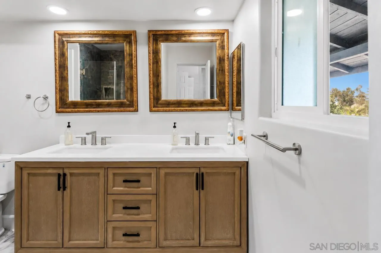 https://cdn.realtyfeed.com/cdn/127/260014292/f24465a0e8b73cbdb686efa85df9b250.webp