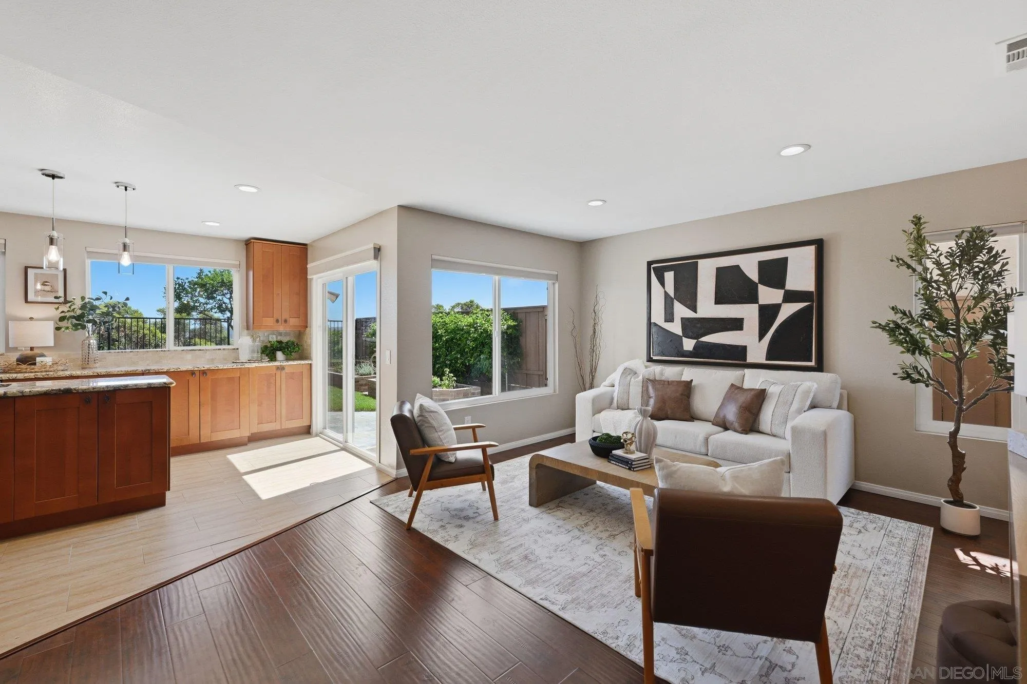https://cdn.realtyfeed.com/cdn/127/260014293/d23a57bb6ec23cd5162835c81efc35eb.webp