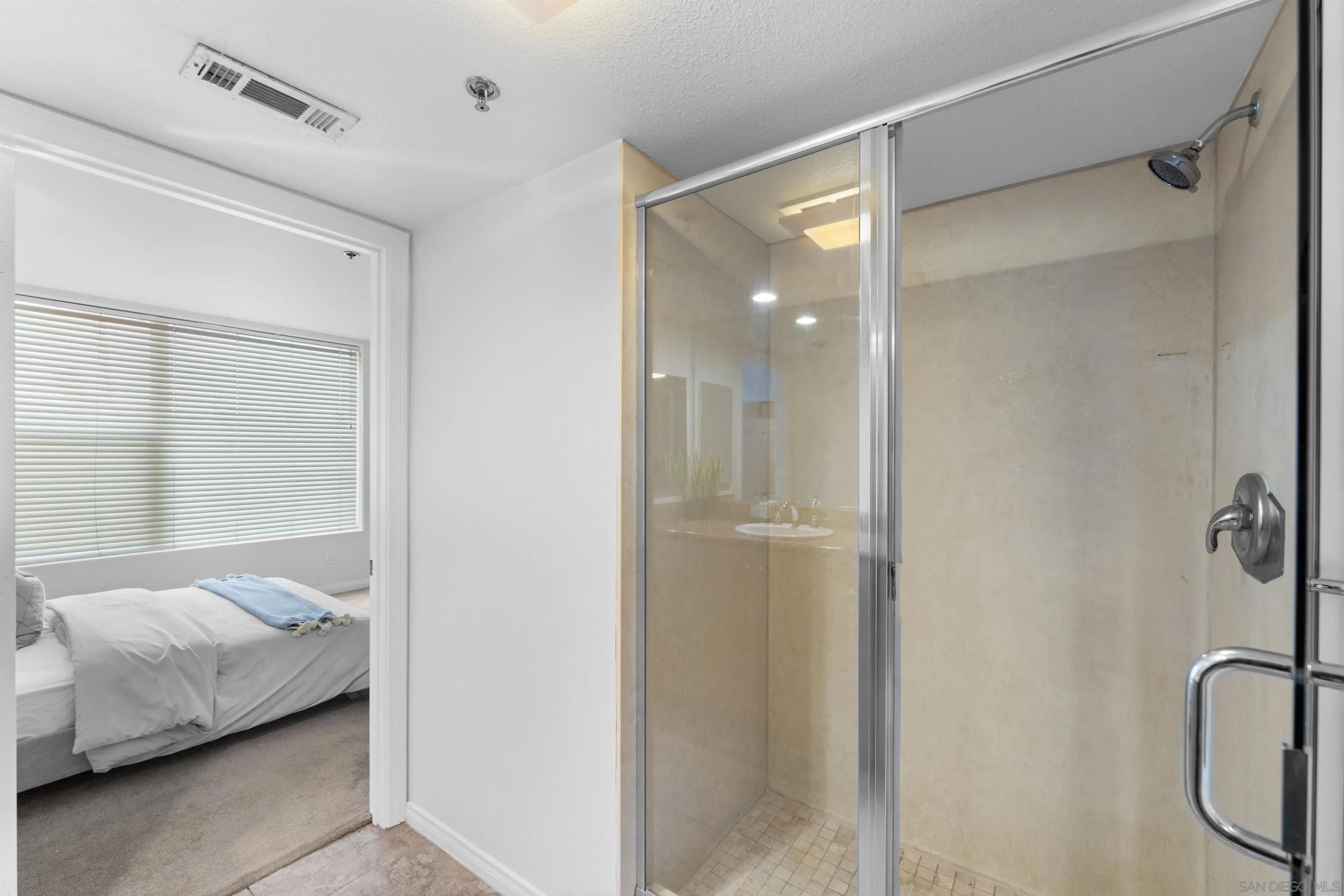 Photo #31: 260014299 Listing: Photo #31