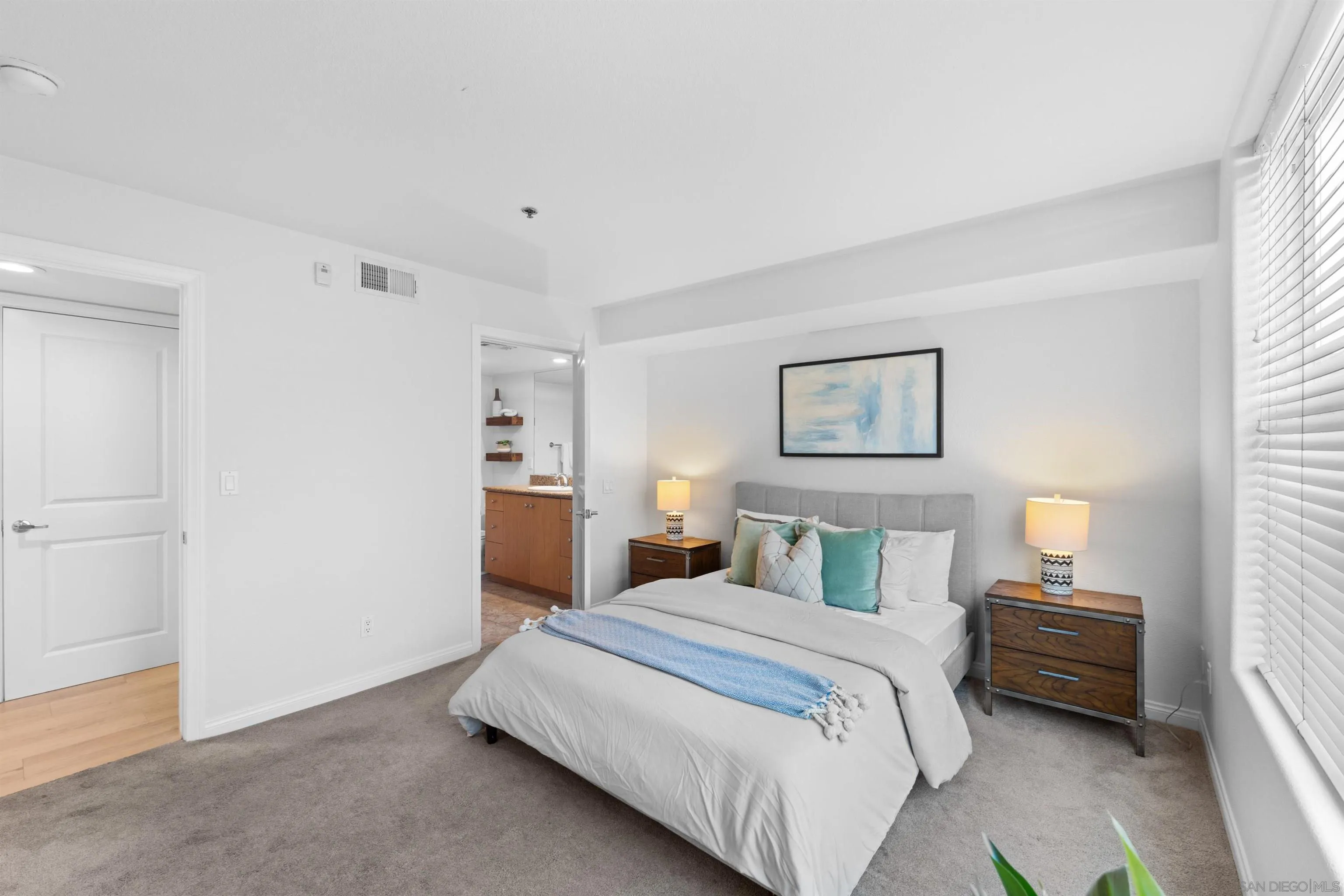 Photo #27: 260014299 Listing: Photo #27