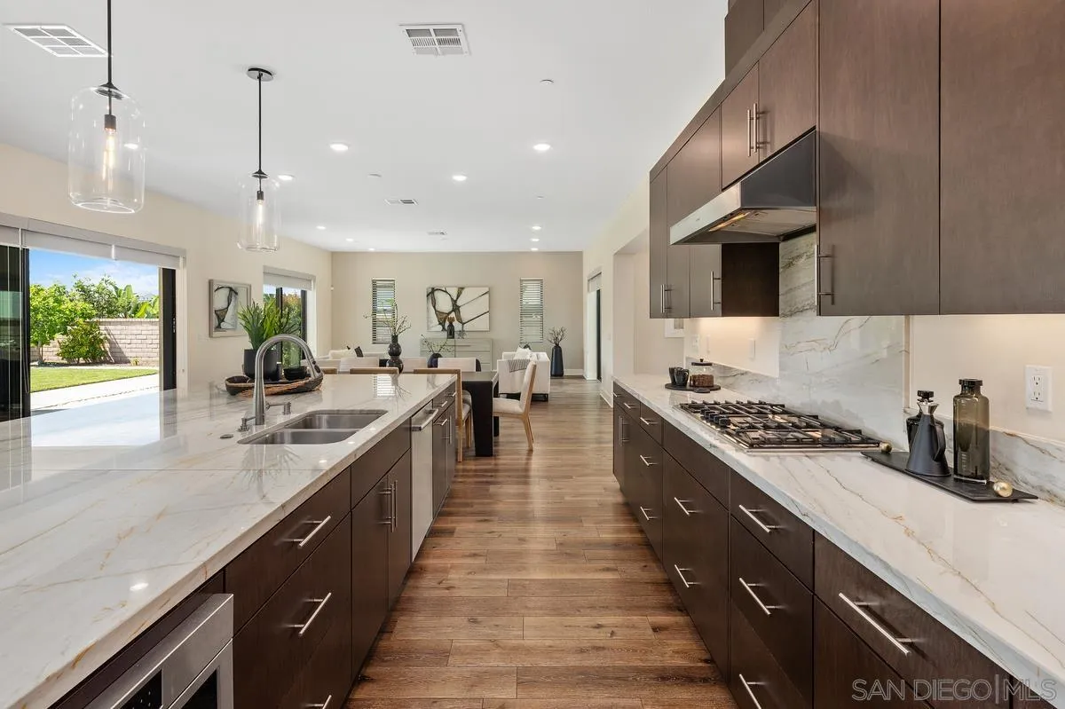 https://cdn.realtyfeed.com/cdn/127/260014300/4748fed791ae2e94f43b2badf12dd402.webp