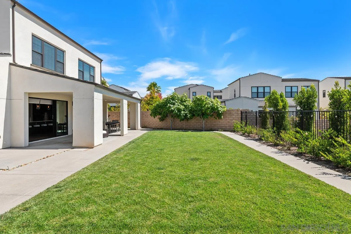 https://cdn.realtyfeed.com/cdn/127/260014300/4fb469c25e9b4878b1fd9fe5e91c4f5b.webp