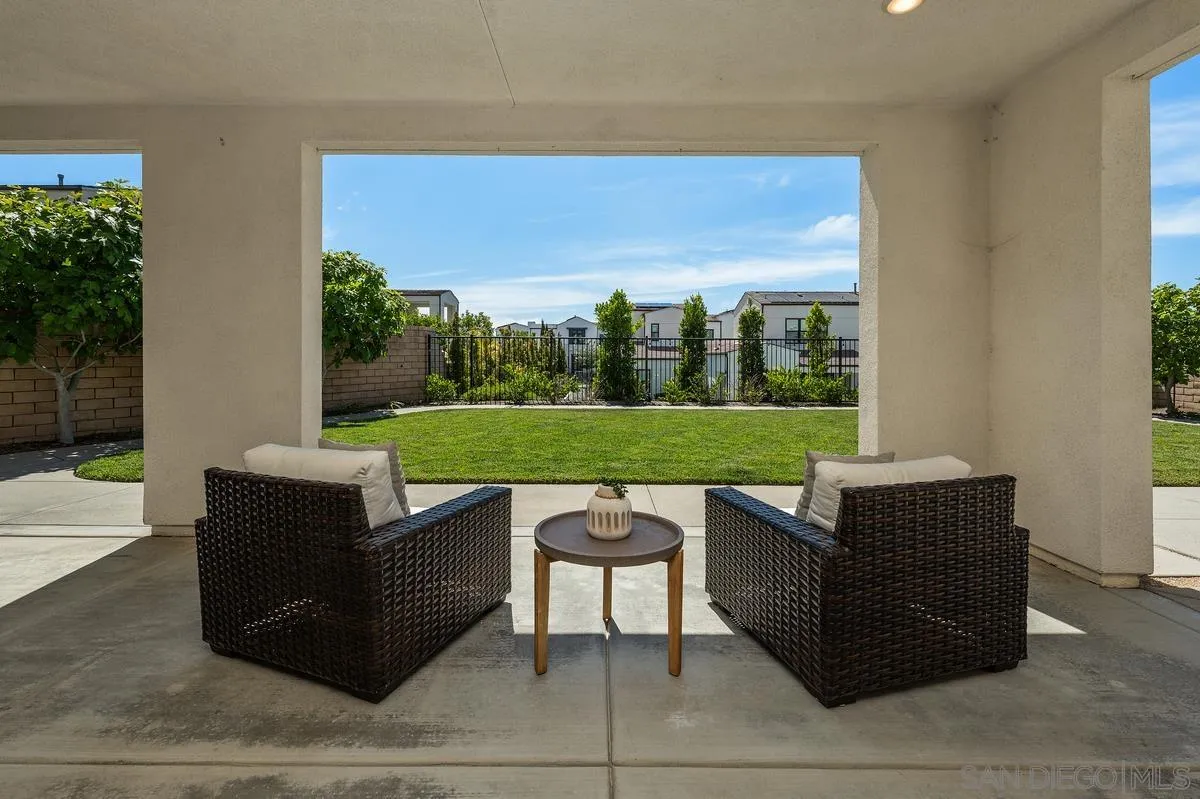 https://cdn.realtyfeed.com/cdn/127/260014300/6e640cd8eaa94a18f3abe1481c469fa6.webp
