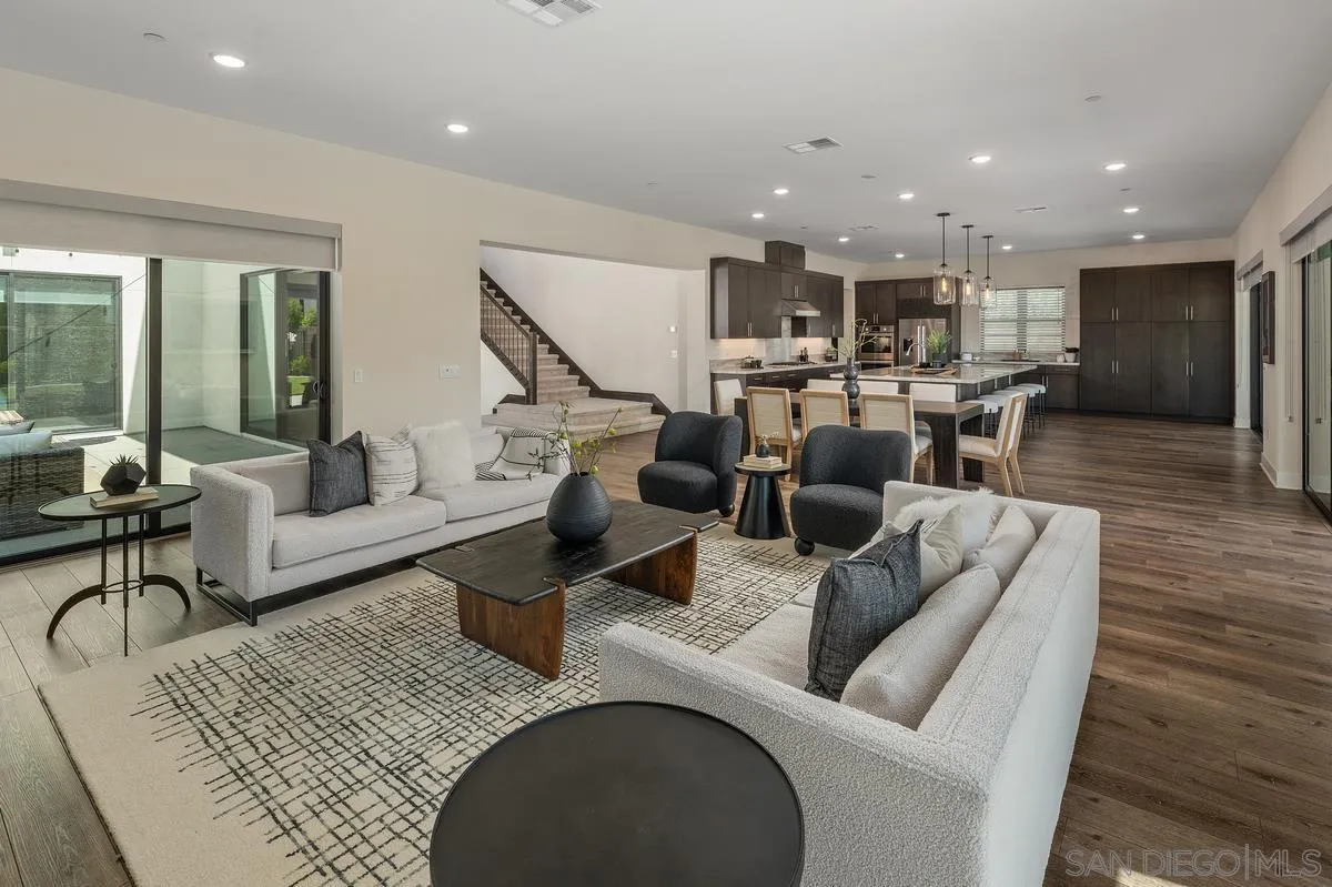 https://cdn.realtyfeed.com/cdn/127/260014300/832a4921b22021f24f1a36c72d453440.webp