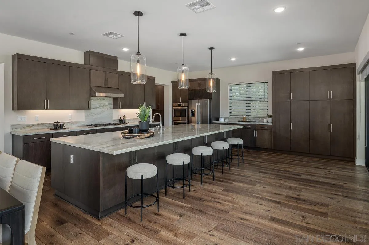 https://cdn.realtyfeed.com/cdn/127/260014300/ddd17eb4761a578afb23e35d17422470.webp