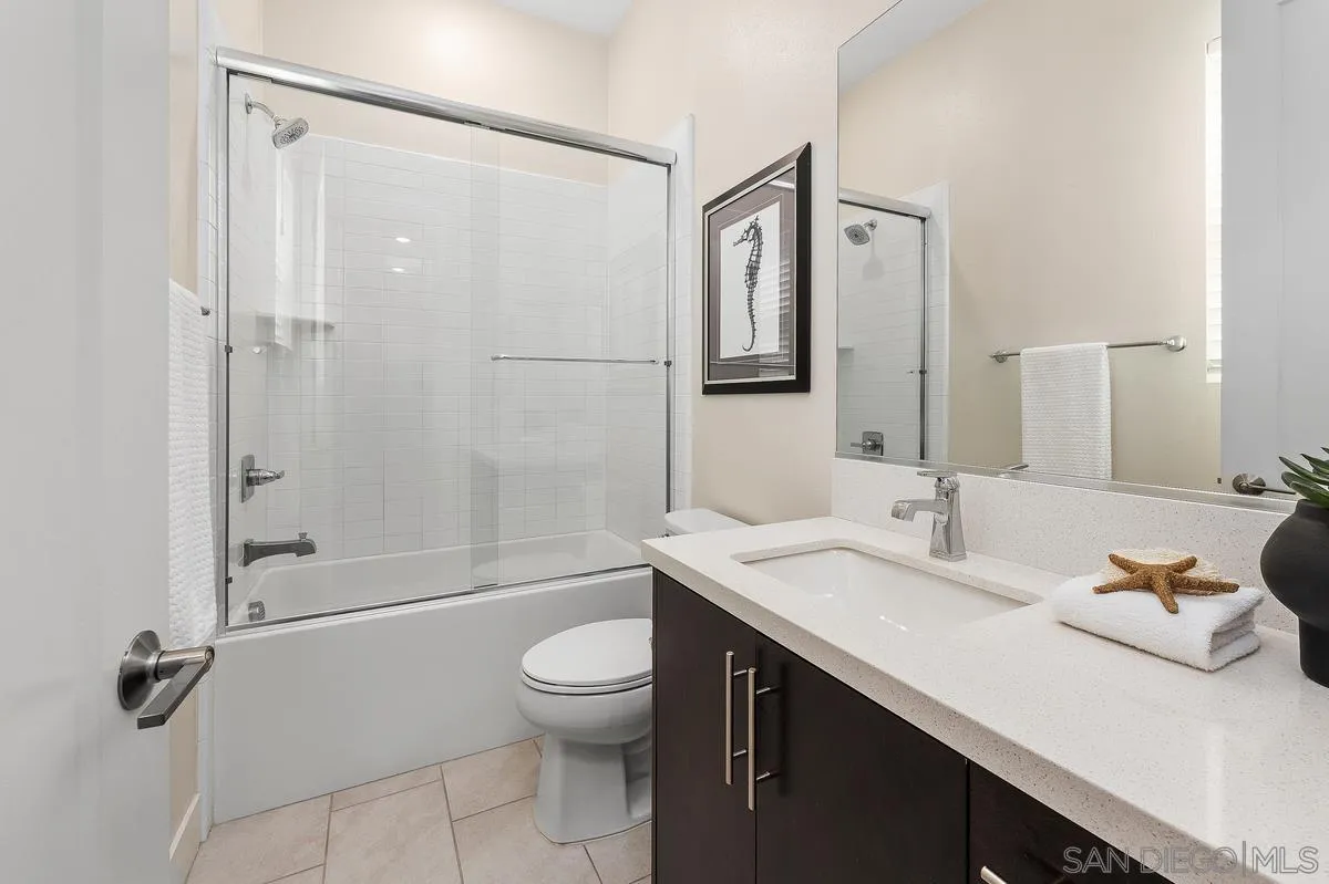 https://cdn.realtyfeed.com/cdn/127/260014300/decbab923d02de3464ba6f4ad7fbe3c1.webp