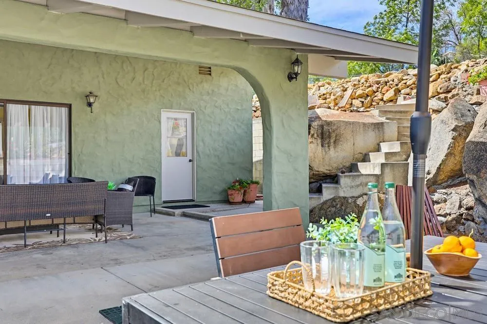 https://cdn.realtyfeed.com/cdn/127/260014301/54c49b588a508d55c497e9db2603f6a9.webp