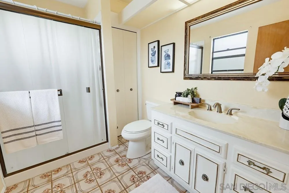 https://cdn.realtyfeed.com/cdn/127/260014301/7193cee8afa854e3a376914562b9d7bd.webp
