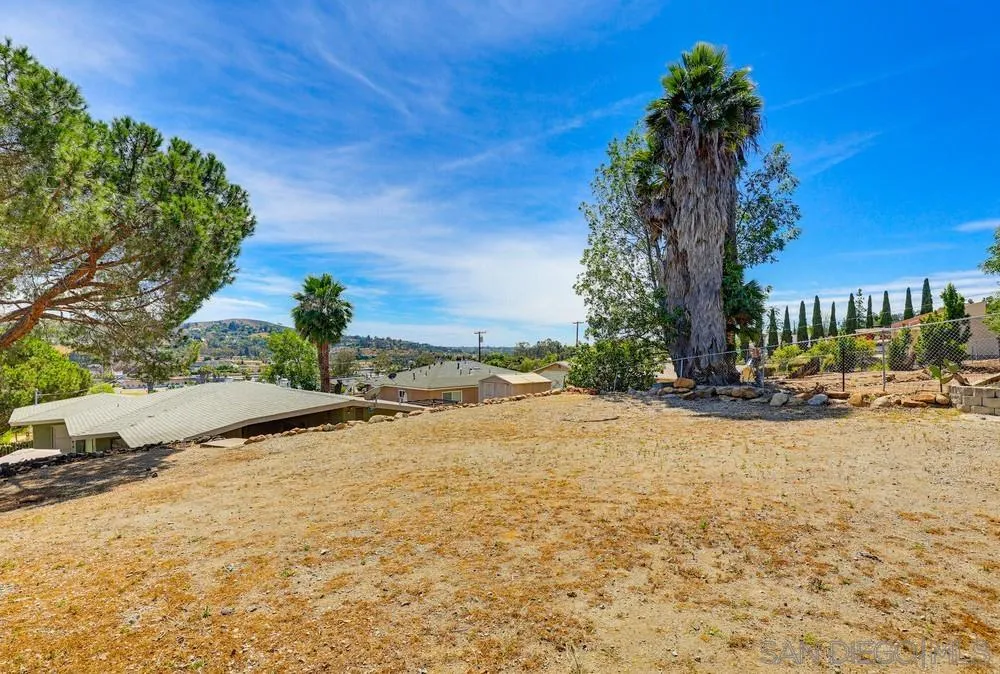https://cdn.realtyfeed.com/cdn/127/260014301/8f077d8b1f84003fb4e0088ca857498e.webp