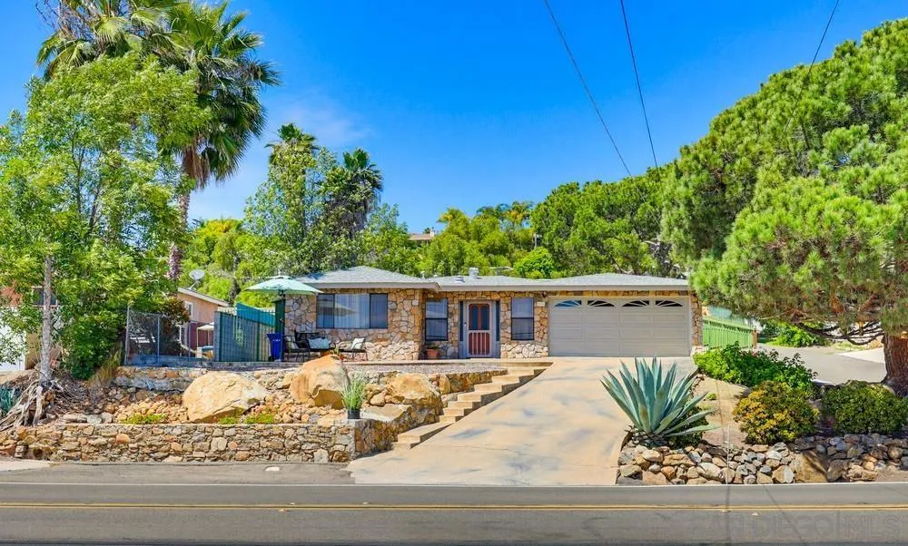 https://cdn.realtyfeed.com/cdn/127/260014301/d28d629eafd4d9f05dba766982ff9bdf.webp