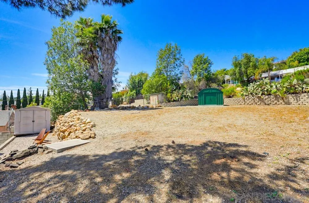 https://cdn.realtyfeed.com/cdn/127/260014301/d5acde363959675bd0f10a29422393b1.webp